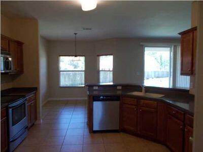 NAVARRE S/D 2ND ADDN - Residential