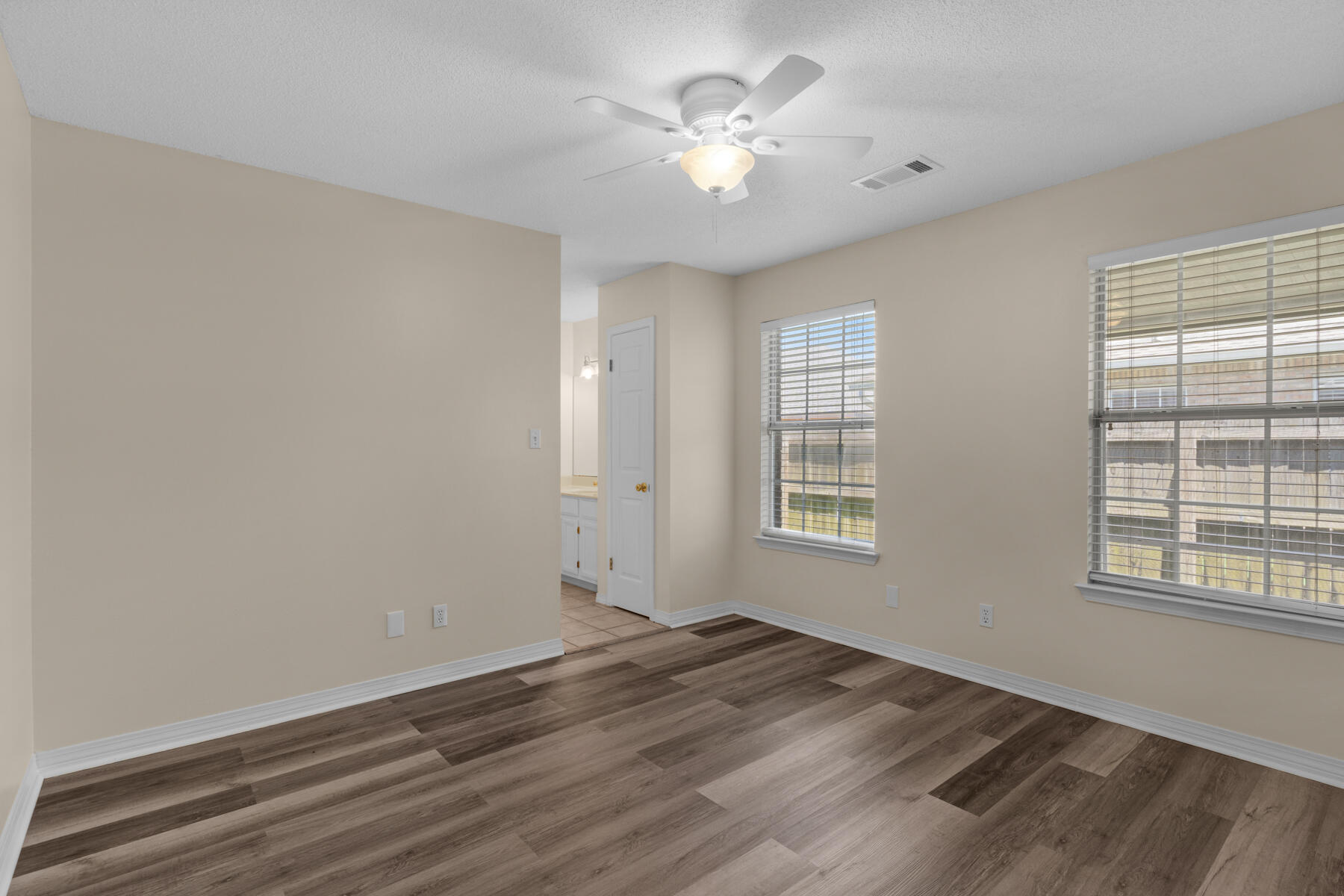 COVENTRY CORNERS - Residential