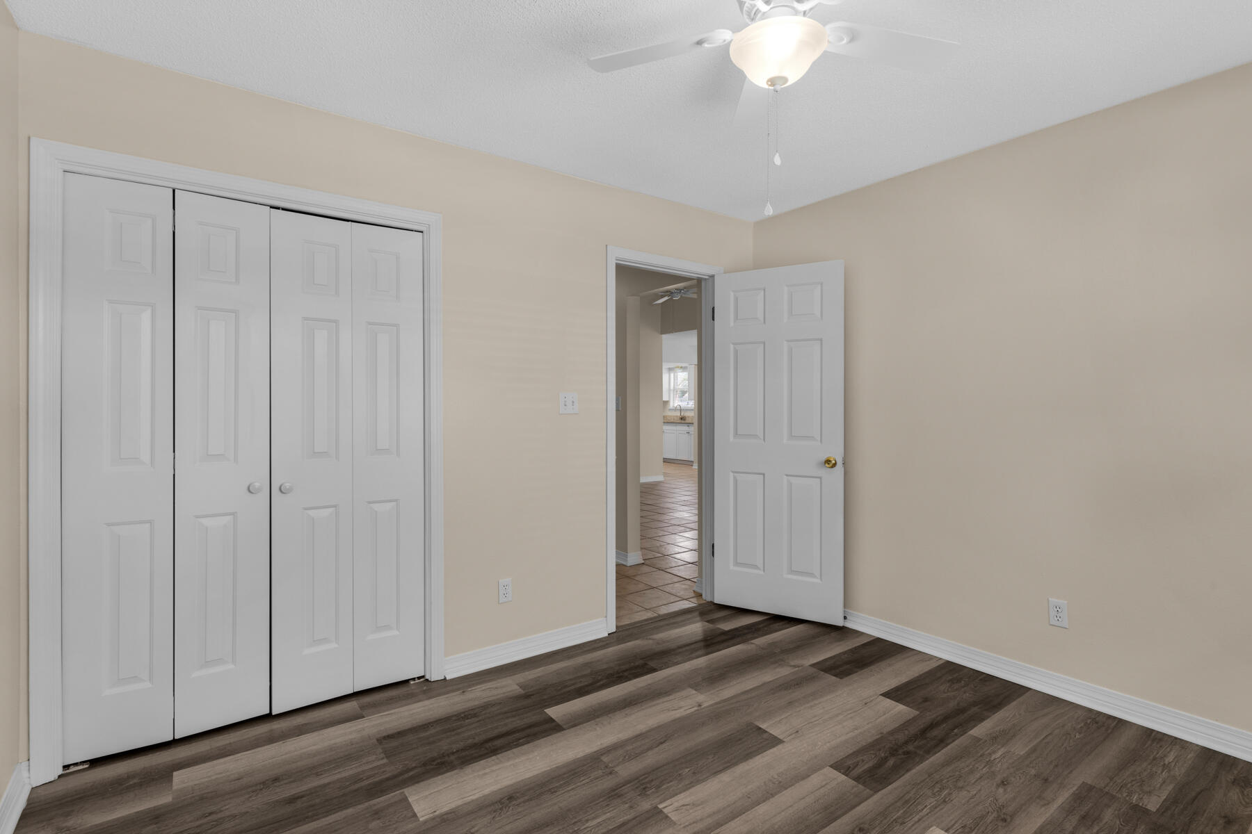 COVENTRY CORNERS - Residential