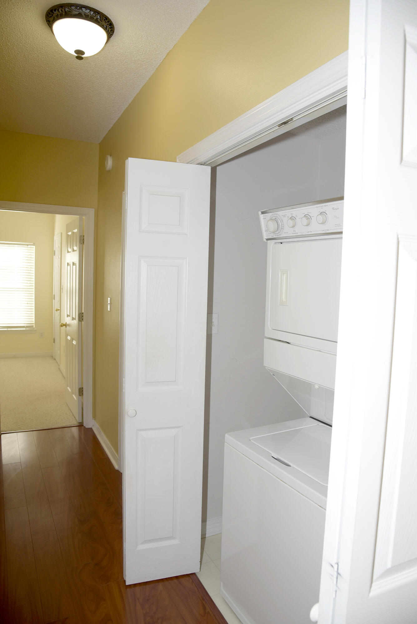 THE OAKS AT NICEVILLE - Residential Lease