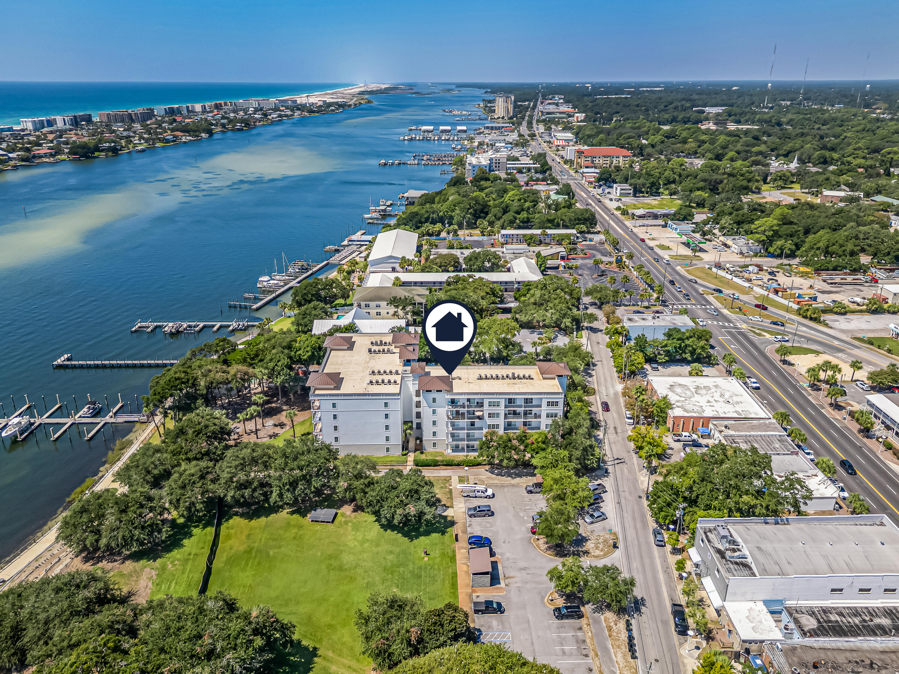 INDIANOLA ON THE WATER - Residential