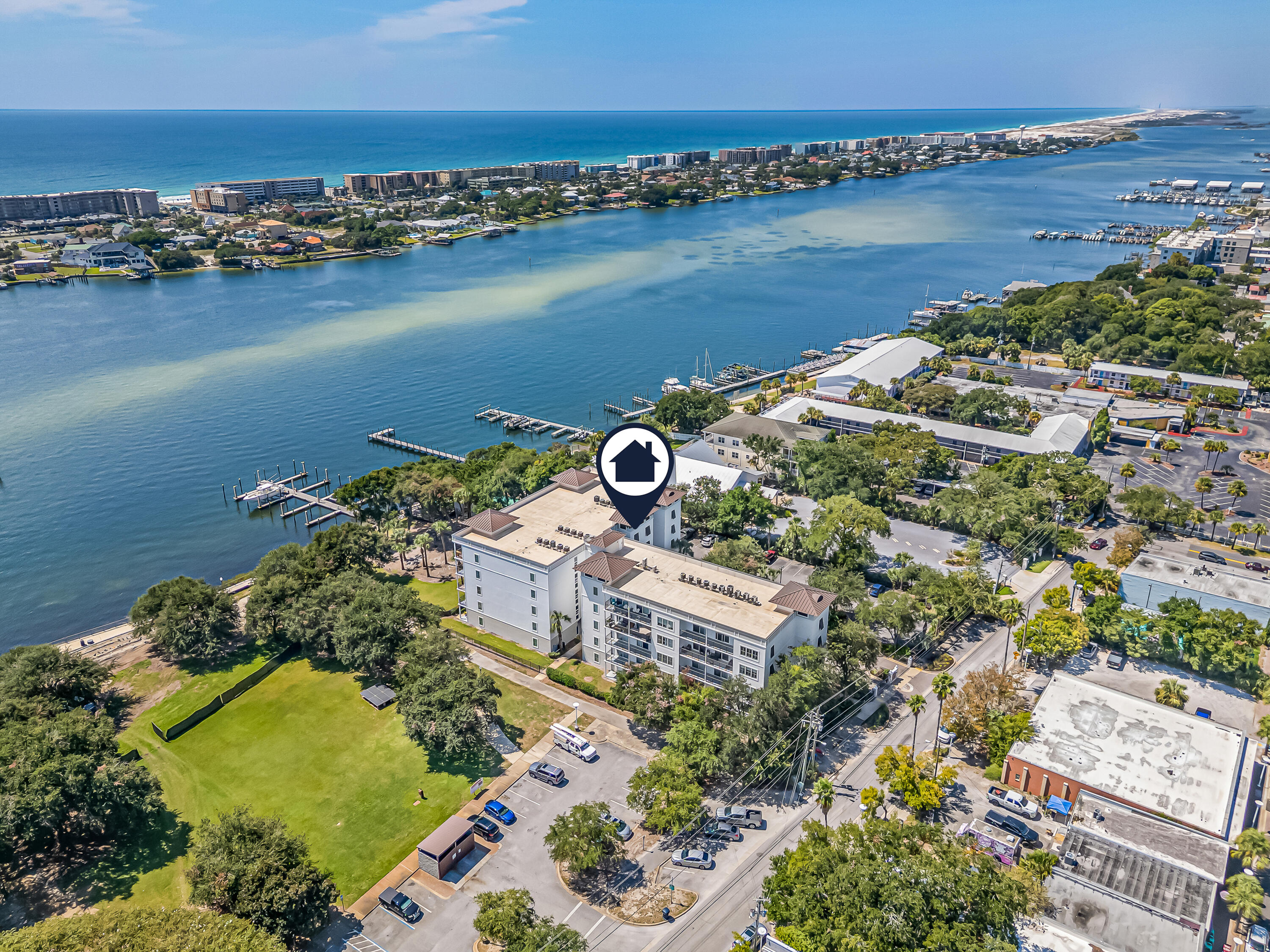 INDIANOLA ON THE WATER - Residential
