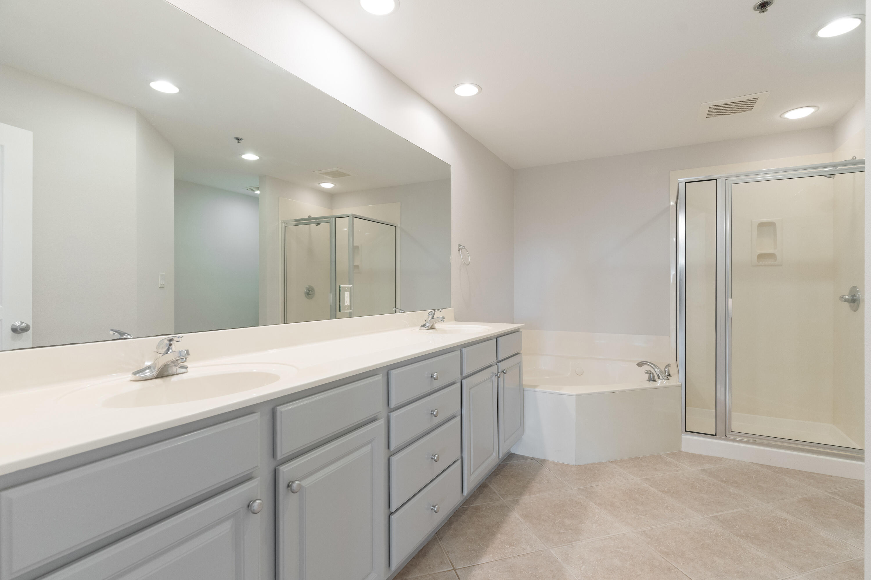 INDIANOLA ON THE WATER - Residential