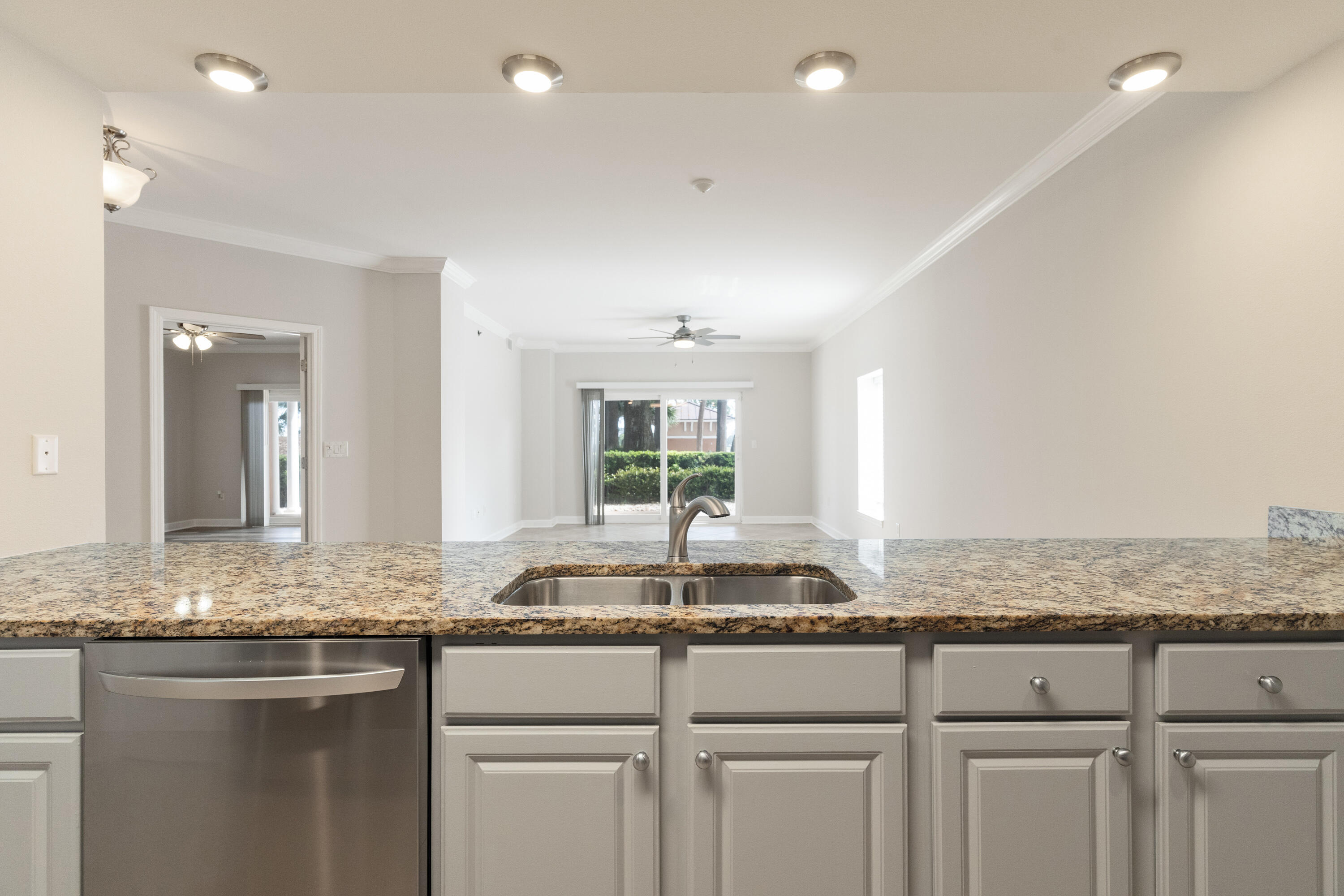 INDIANOLA ON THE WATER - Residential