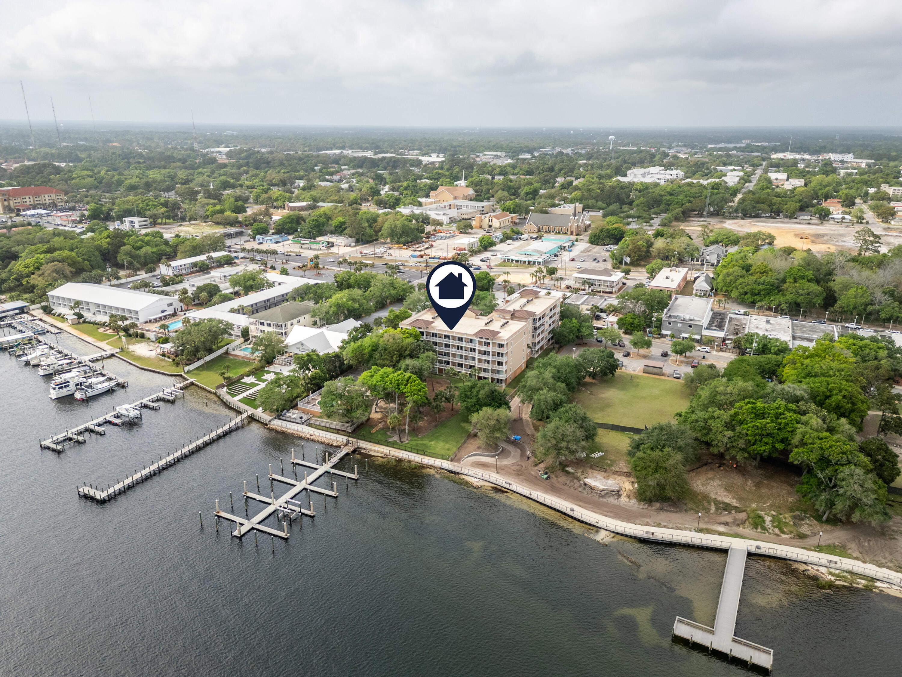 INDIANOLA ON THE WATER - Residential