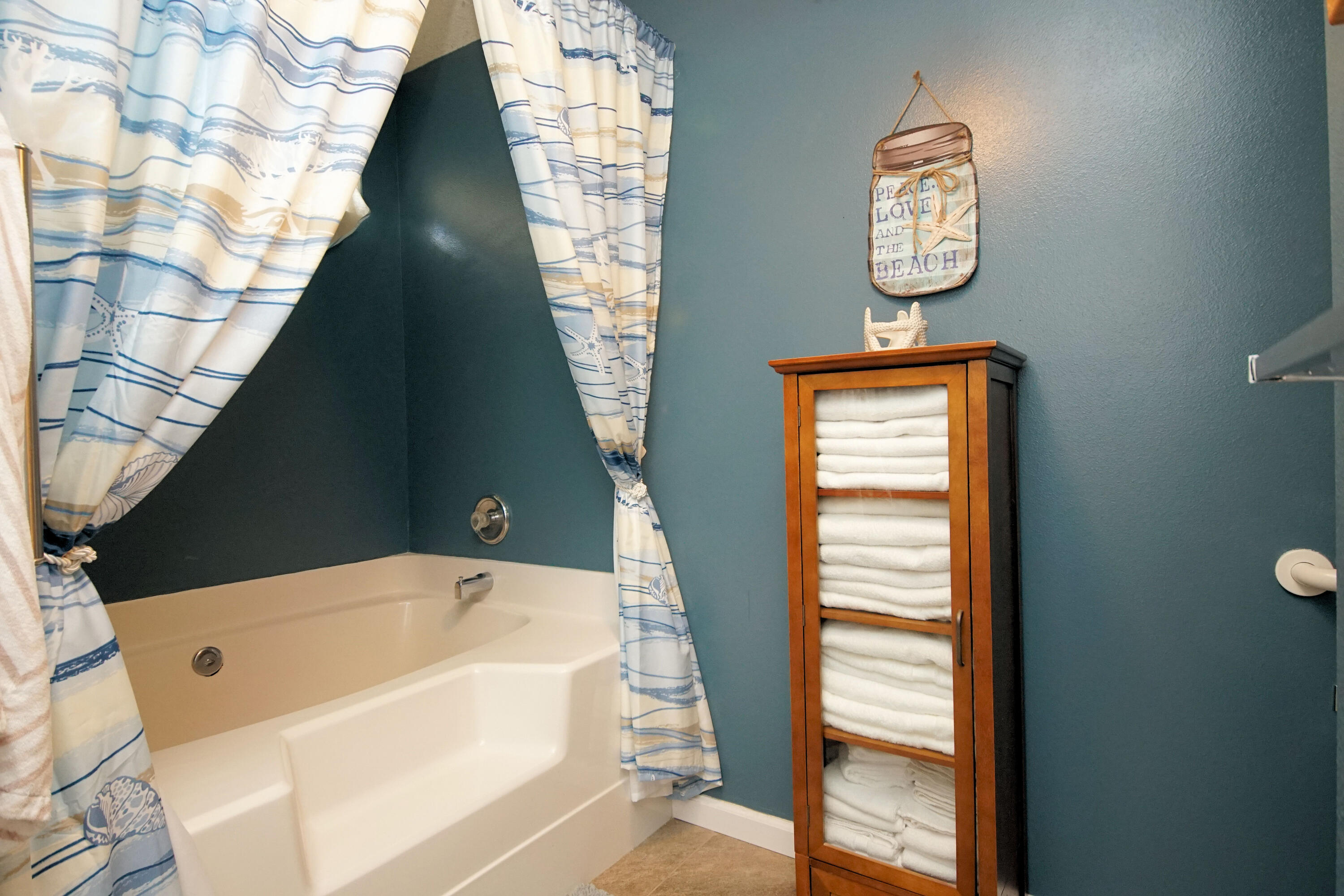 CORONADO VILLAGE PH 4 - Residential