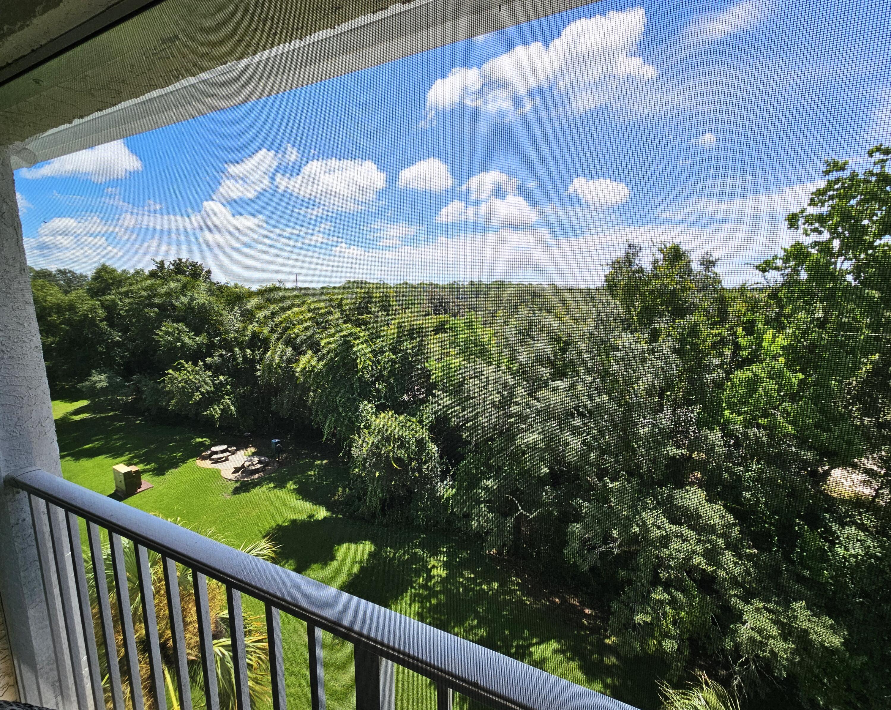 THE FLORIDA CLUB - Residential