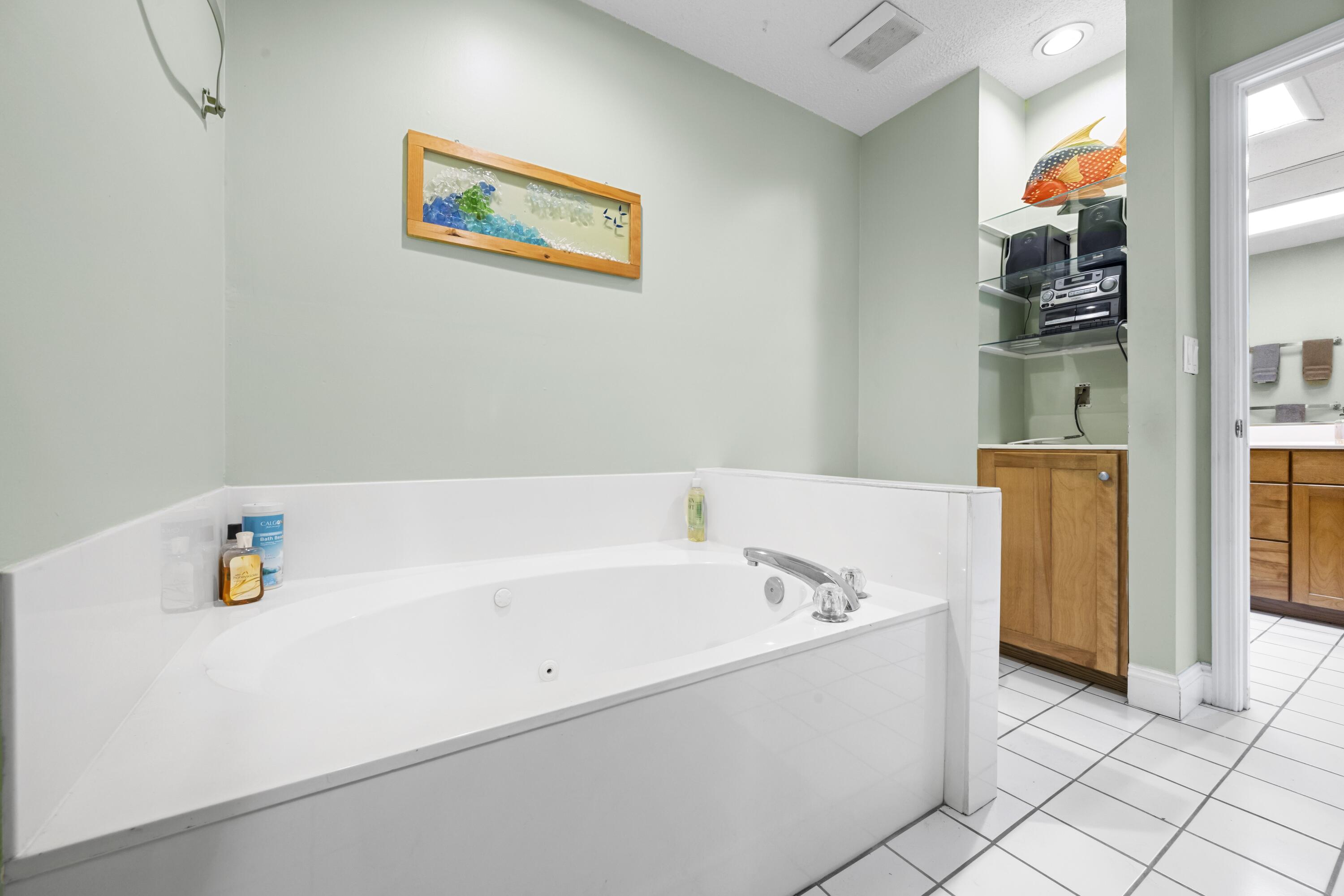SUNSET BEACH - Residential