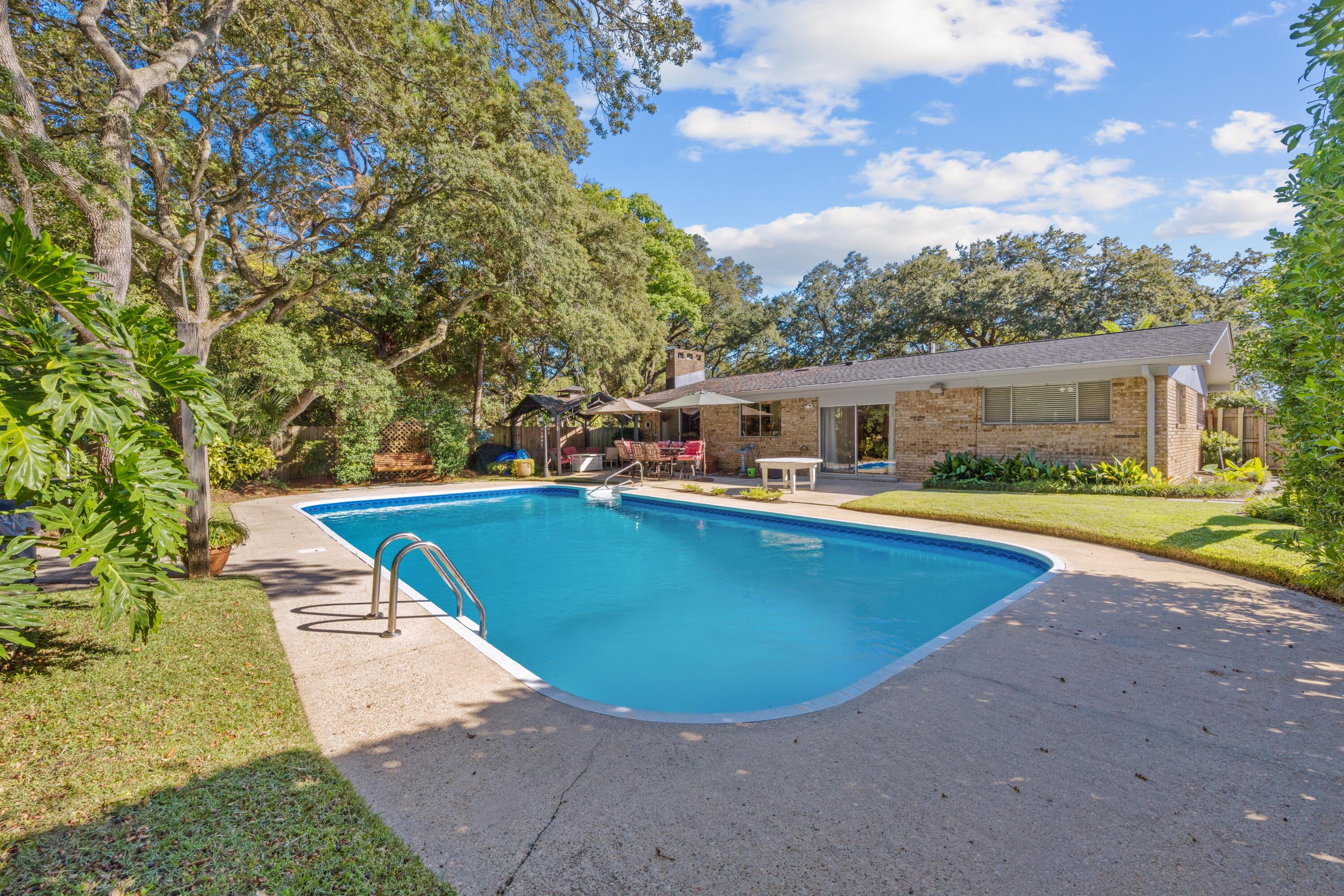 SUNSET BEACH - Residential