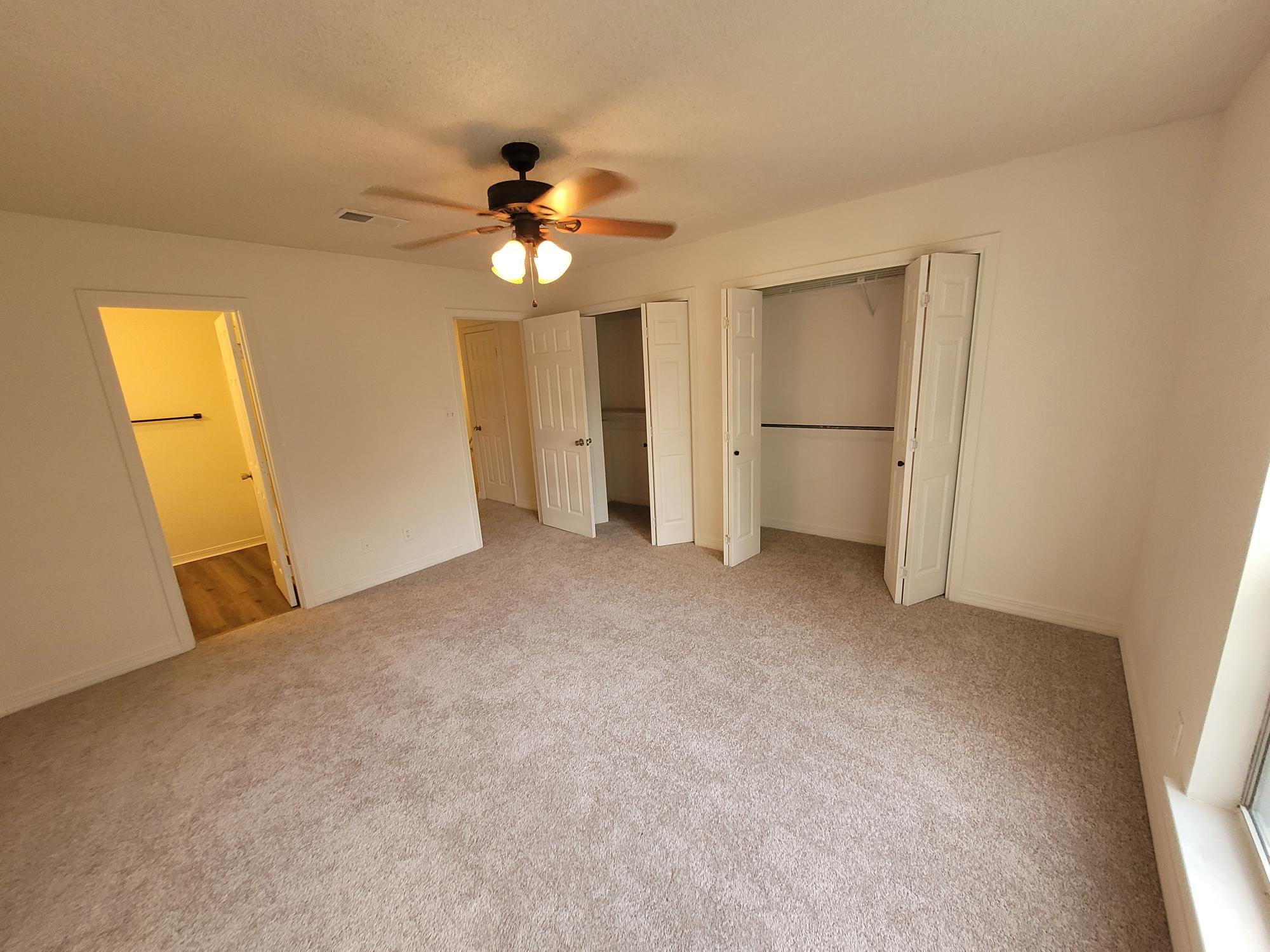 HUNTERS RUN S/D - Residential