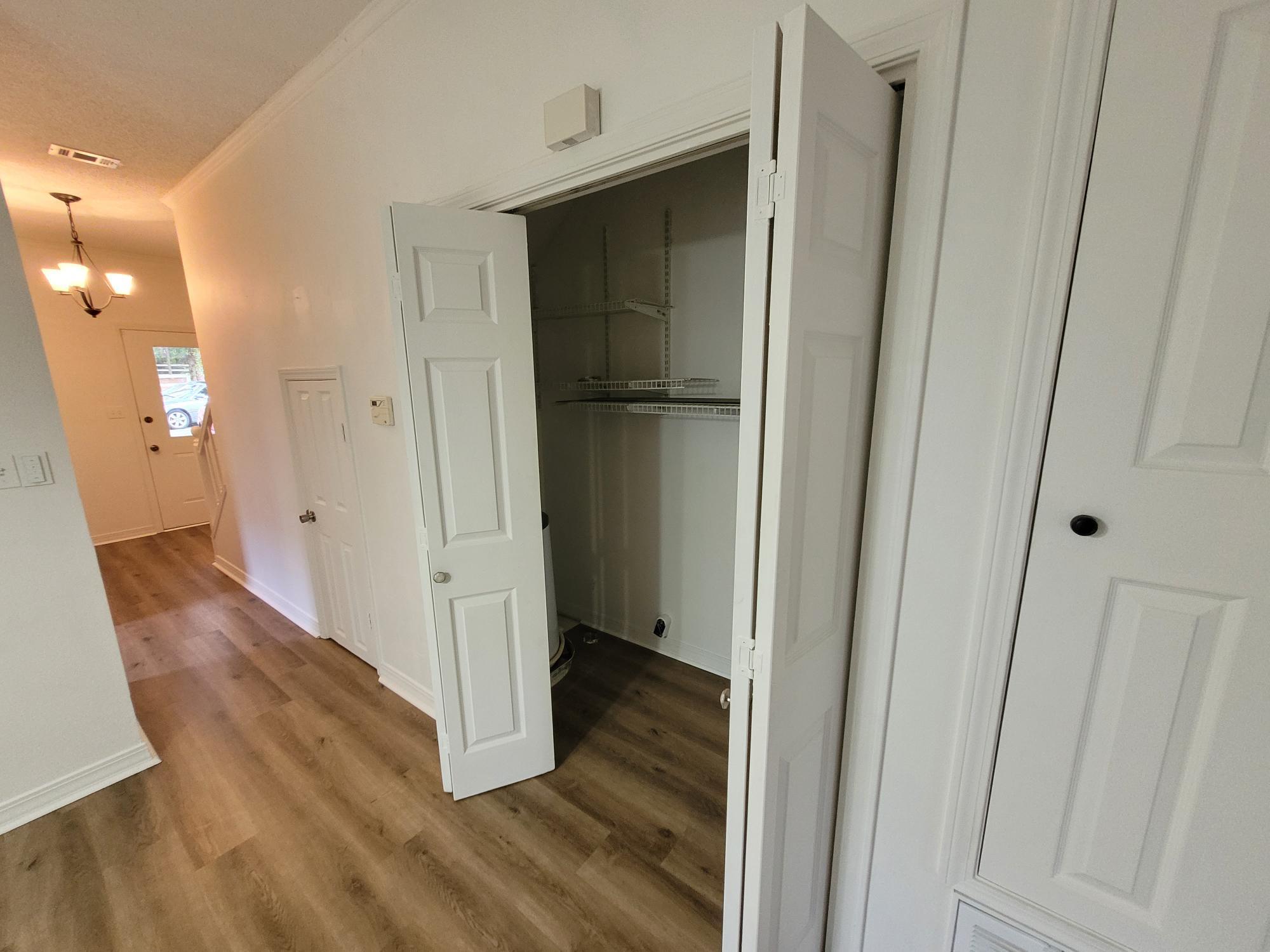 HUNTERS RUN S/D - Residential