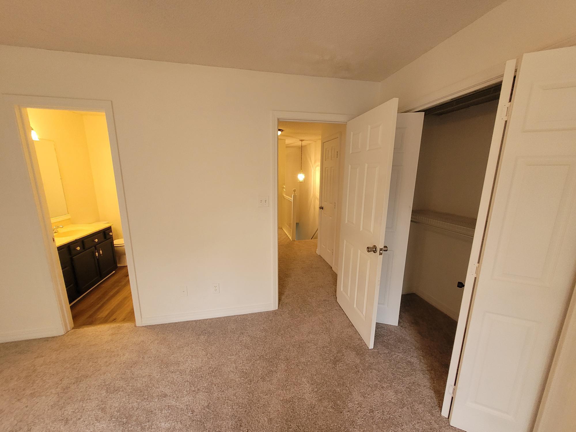 HUNTERS RUN S/D - Residential