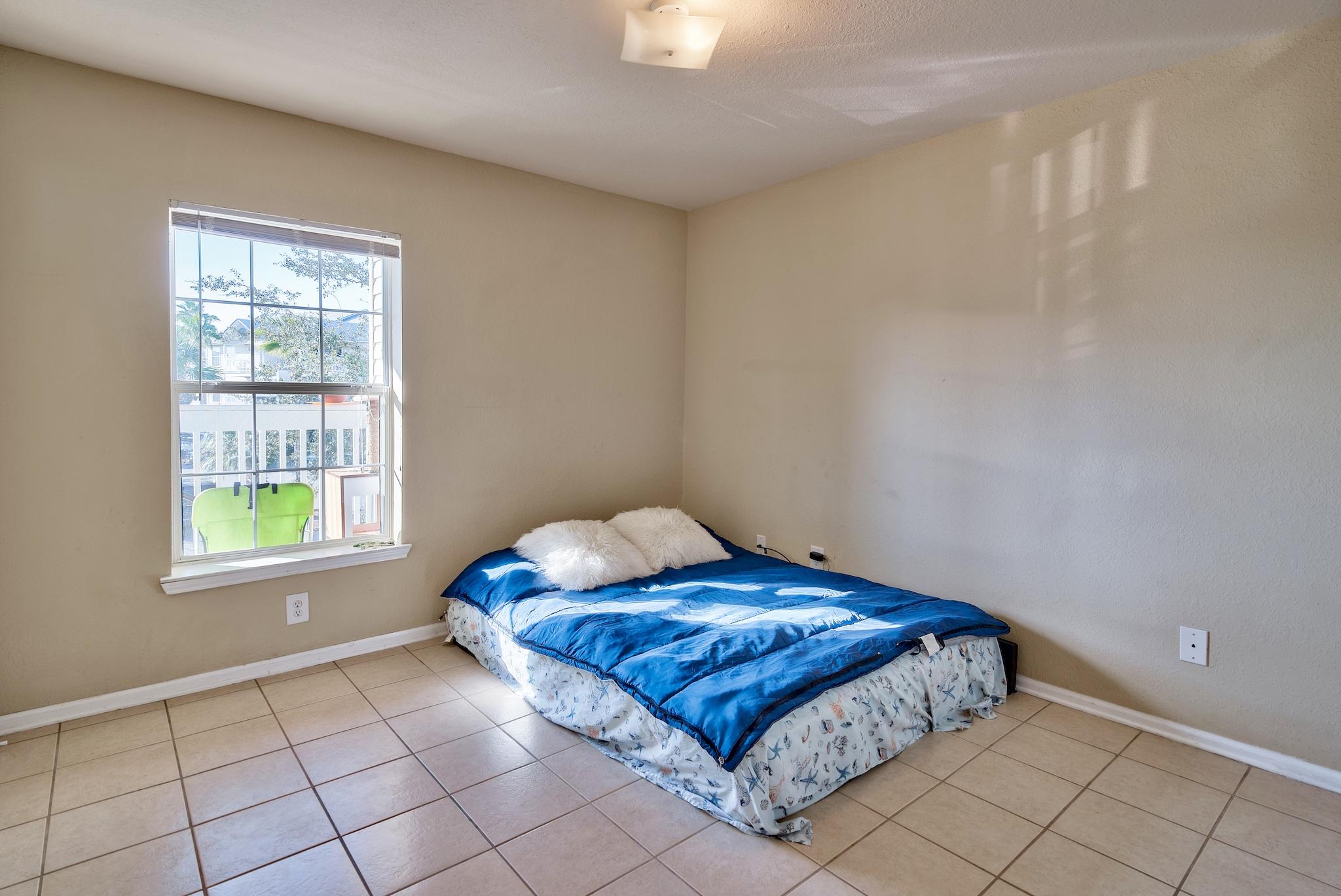 INDIAN LAKE - Residential