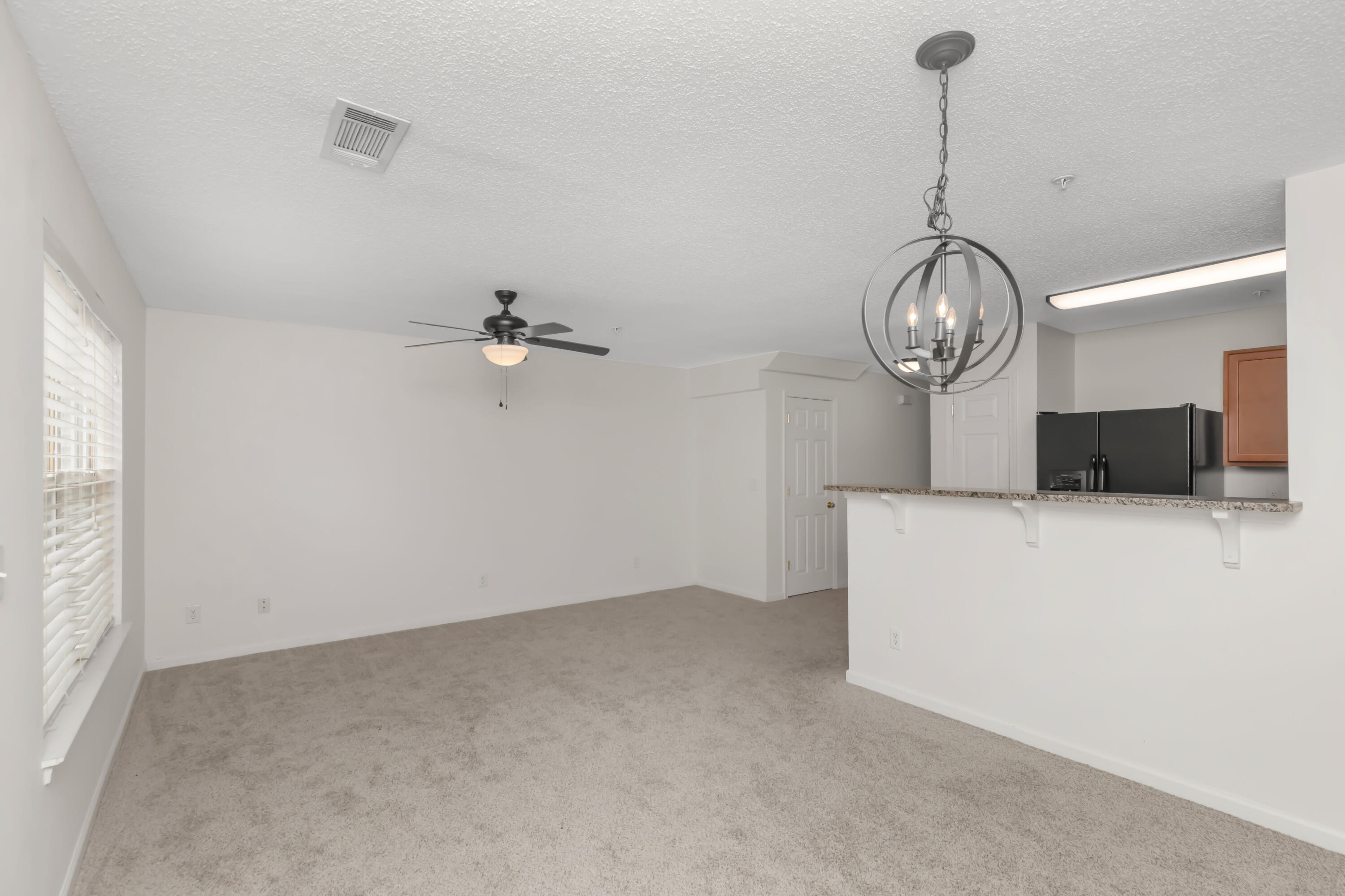 ROLLING PINES - Residential