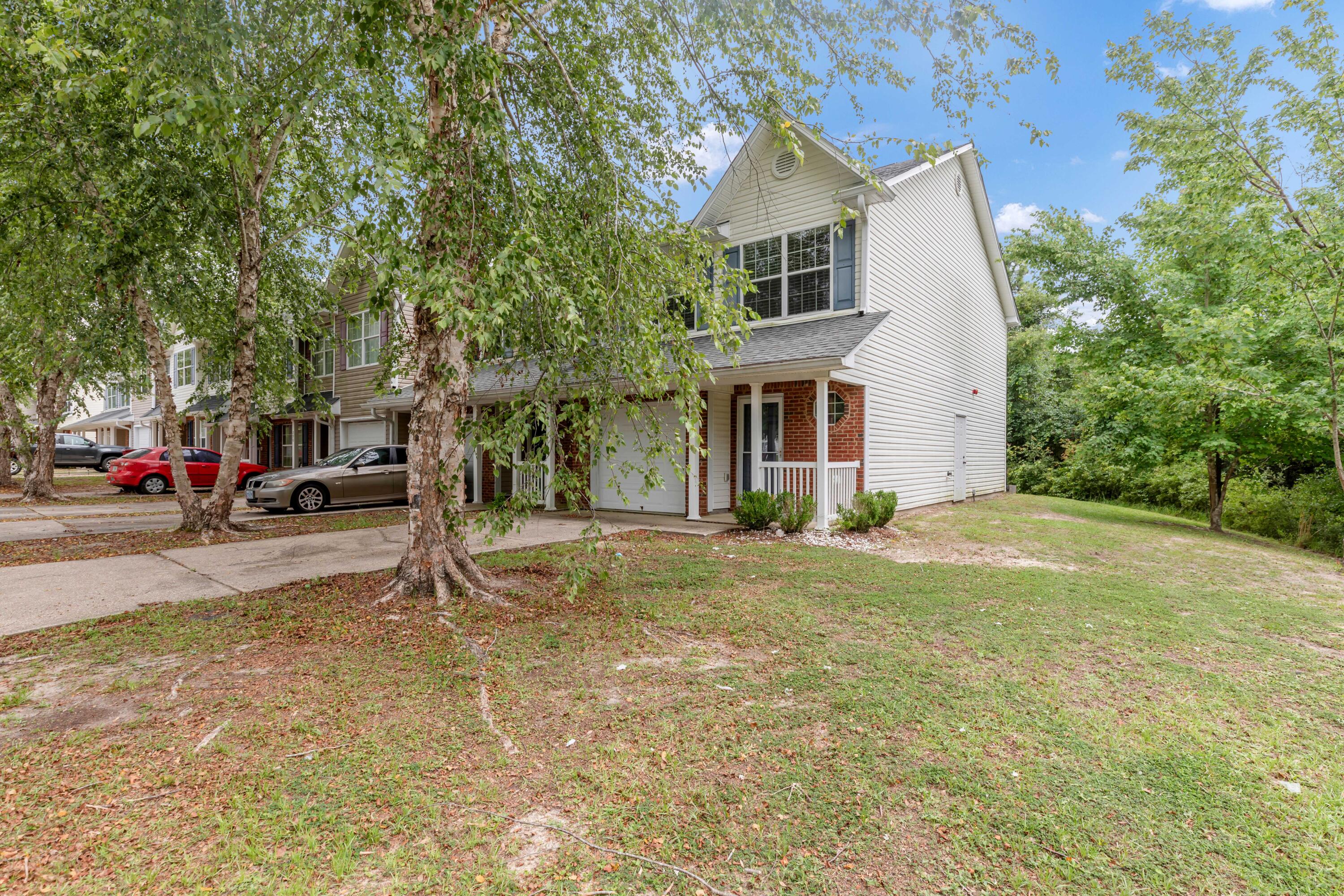 ROLLING PINES - Residential