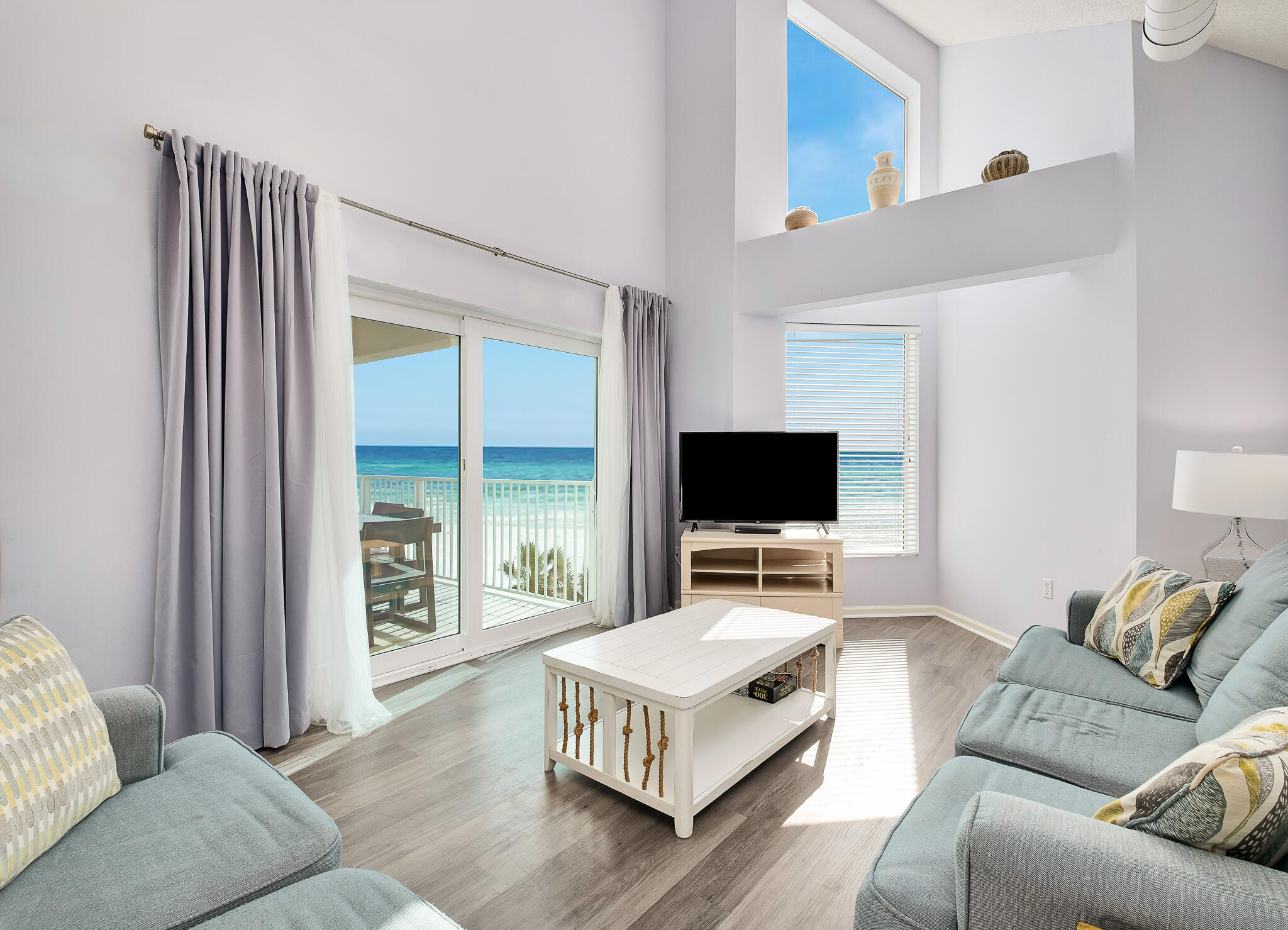 TRANQUILLITY ON THE BEACH - Residential