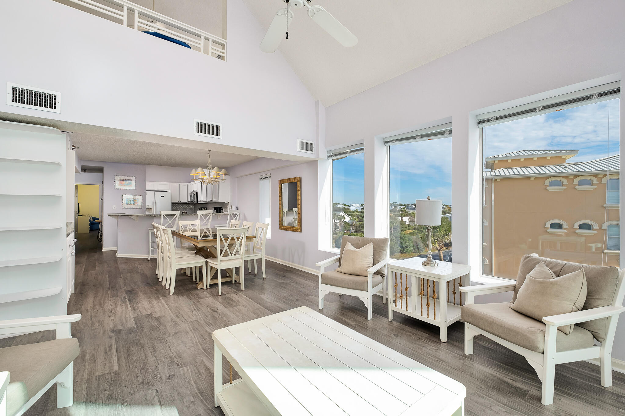TRANQUILLITY ON THE BEACH - Residential