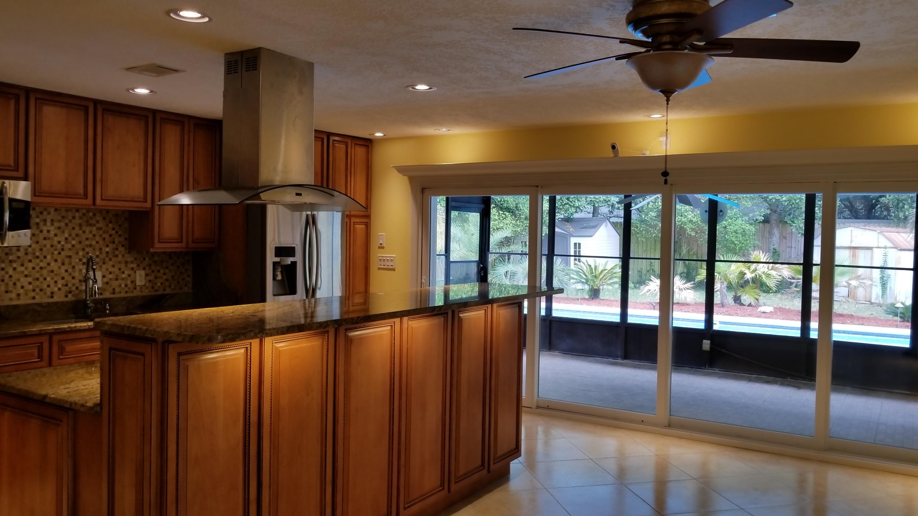 COLONIAL ESTATES - Residential