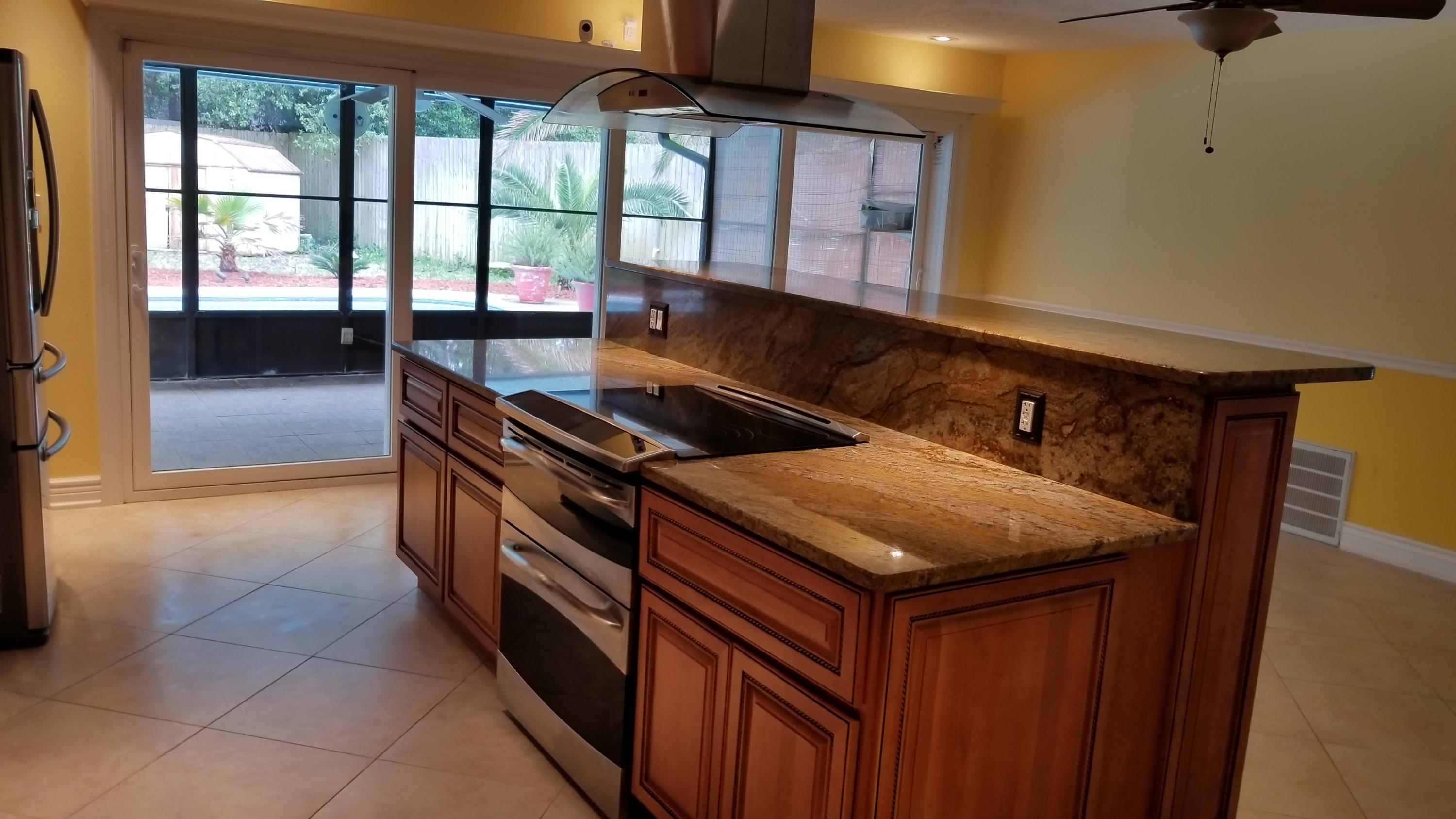 COLONIAL ESTATES - Residential