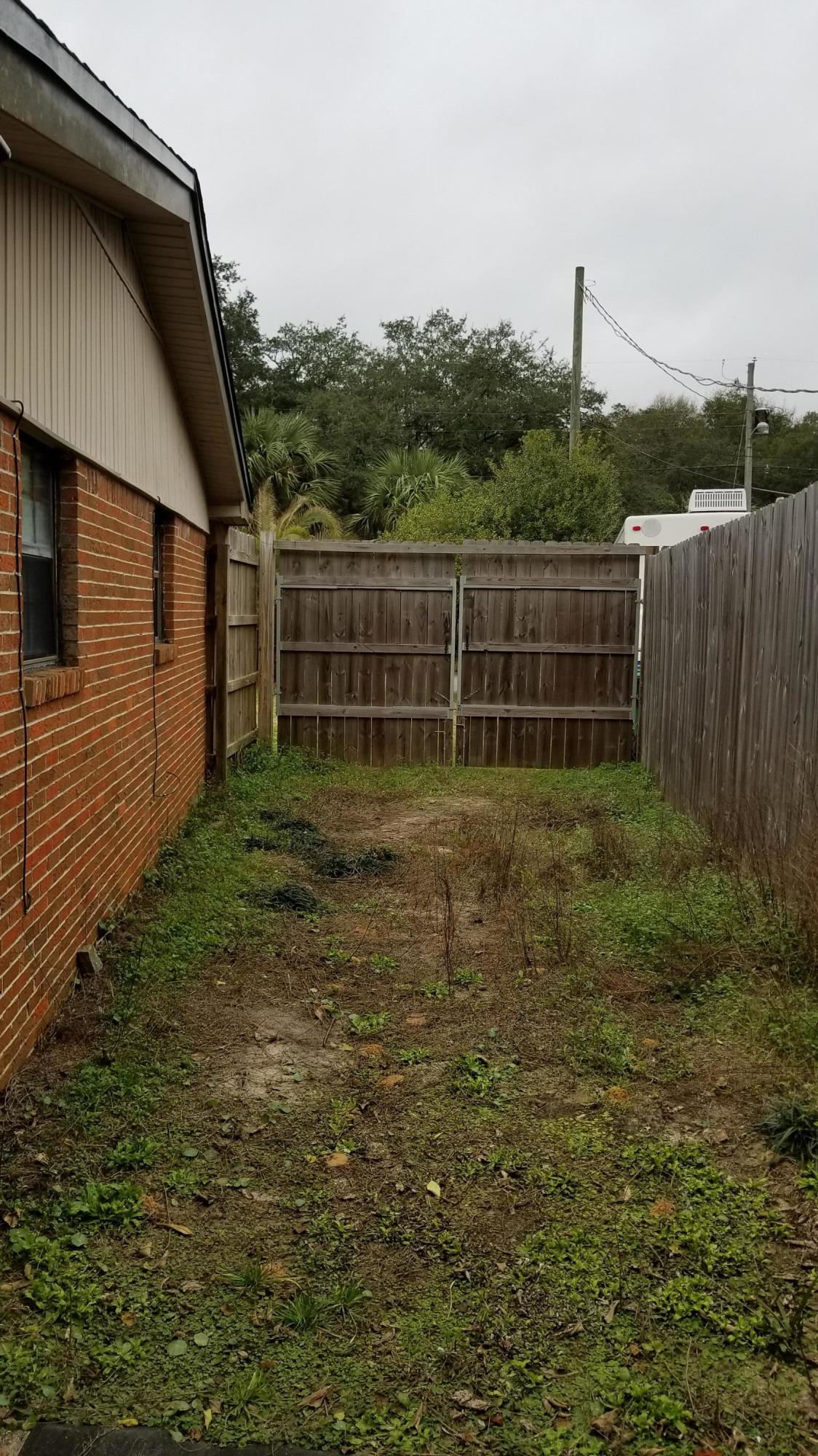 COLONIAL ESTATES - Residential