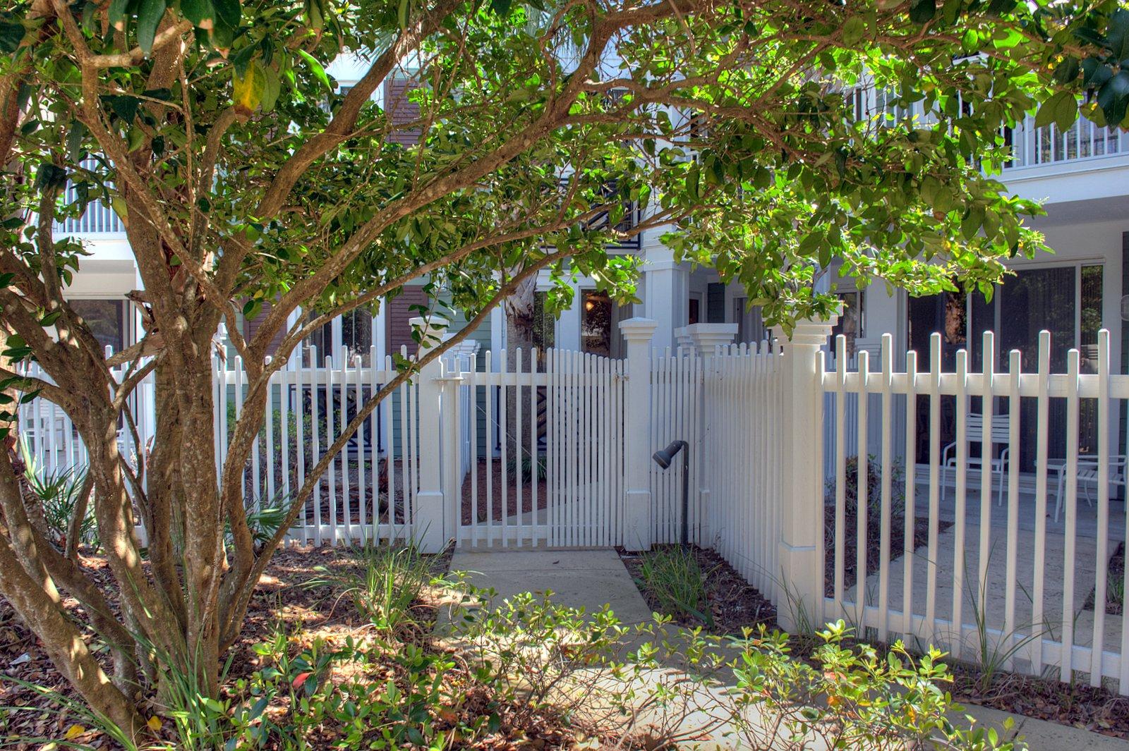 PILOT HOUSE - Residential