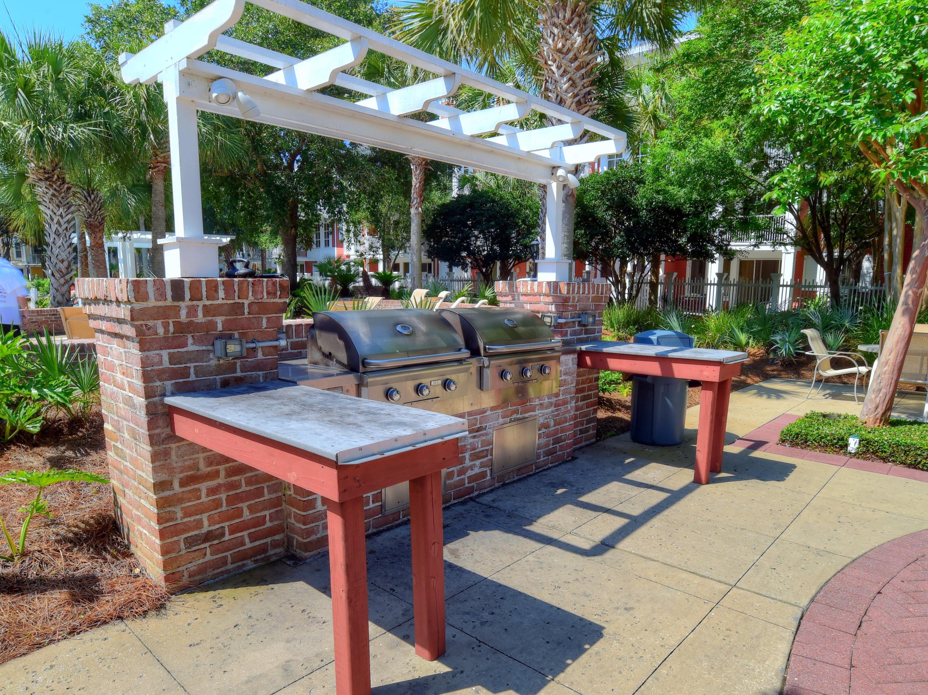 PILOT HOUSE - Residential