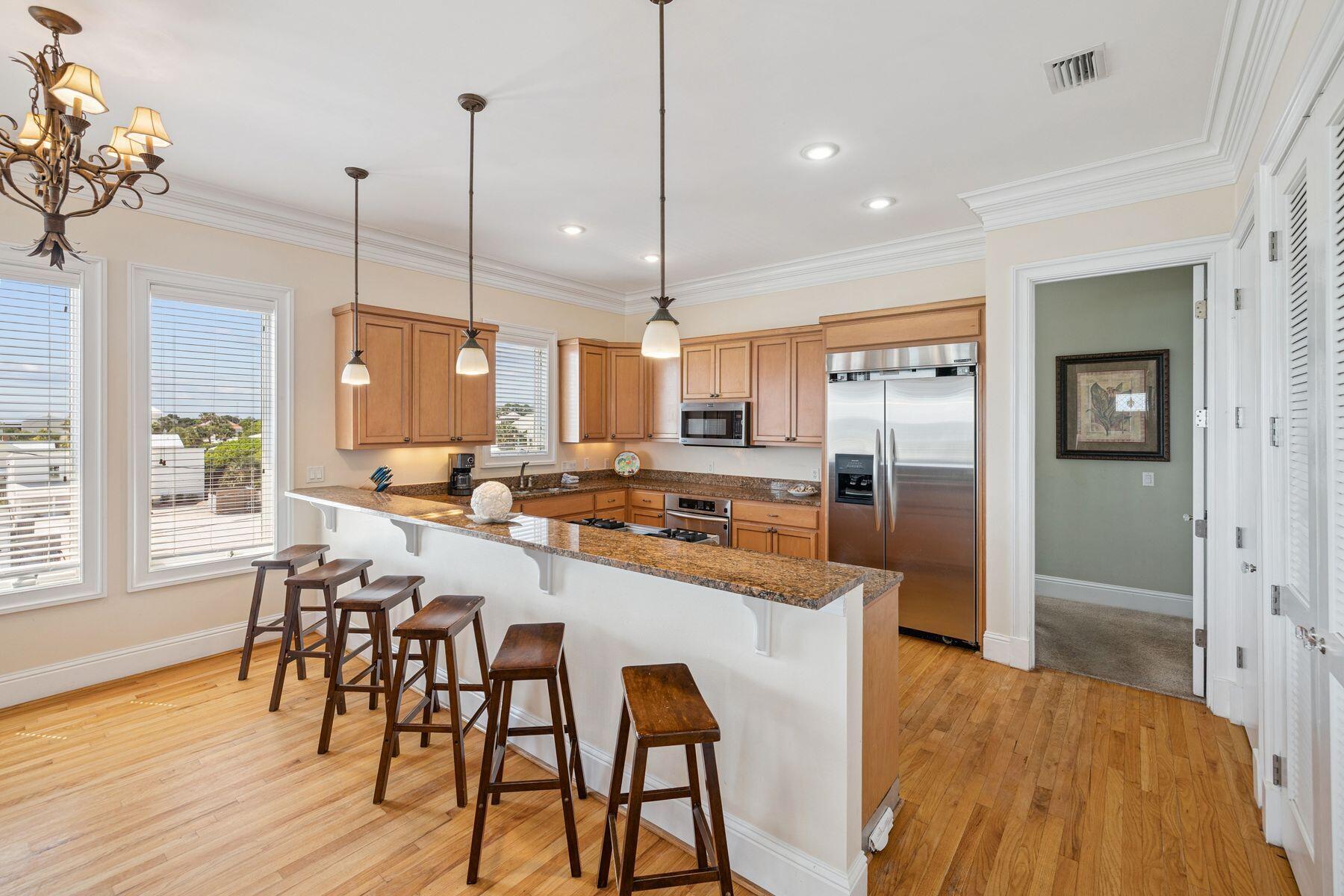 LAGUNA BEACH - Residential