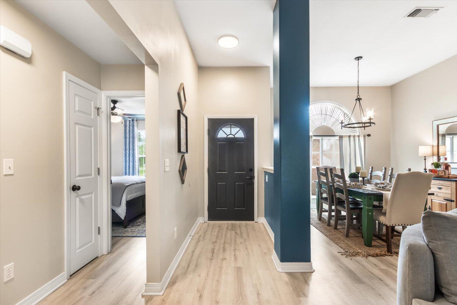 HICKORY SHORES - Residential