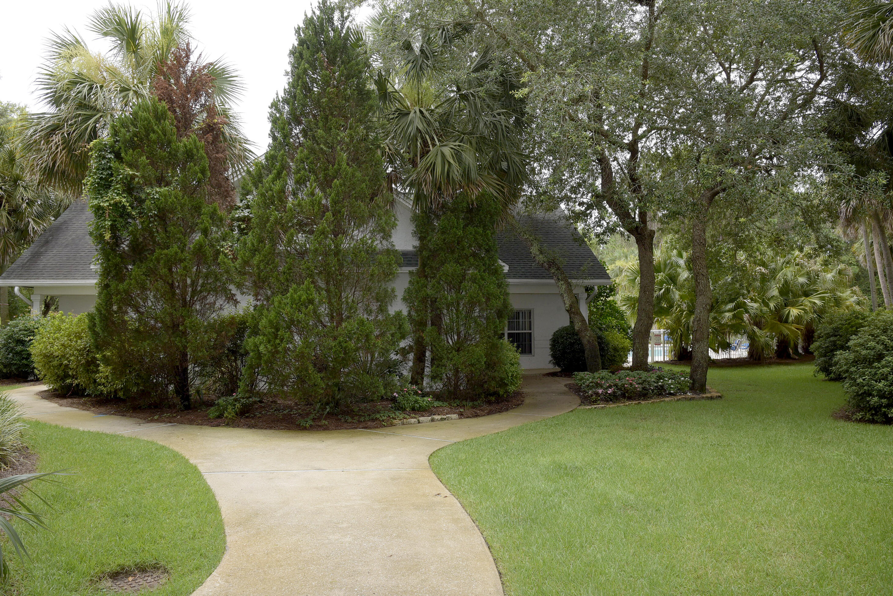 THE FLORIDA CLUB - Residential