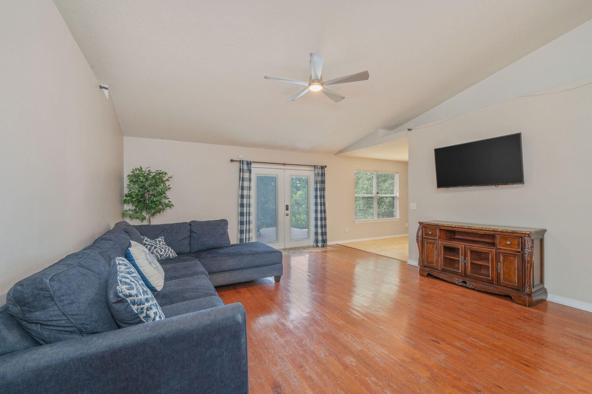 COUNTRYVIEW ESTATES - Residential