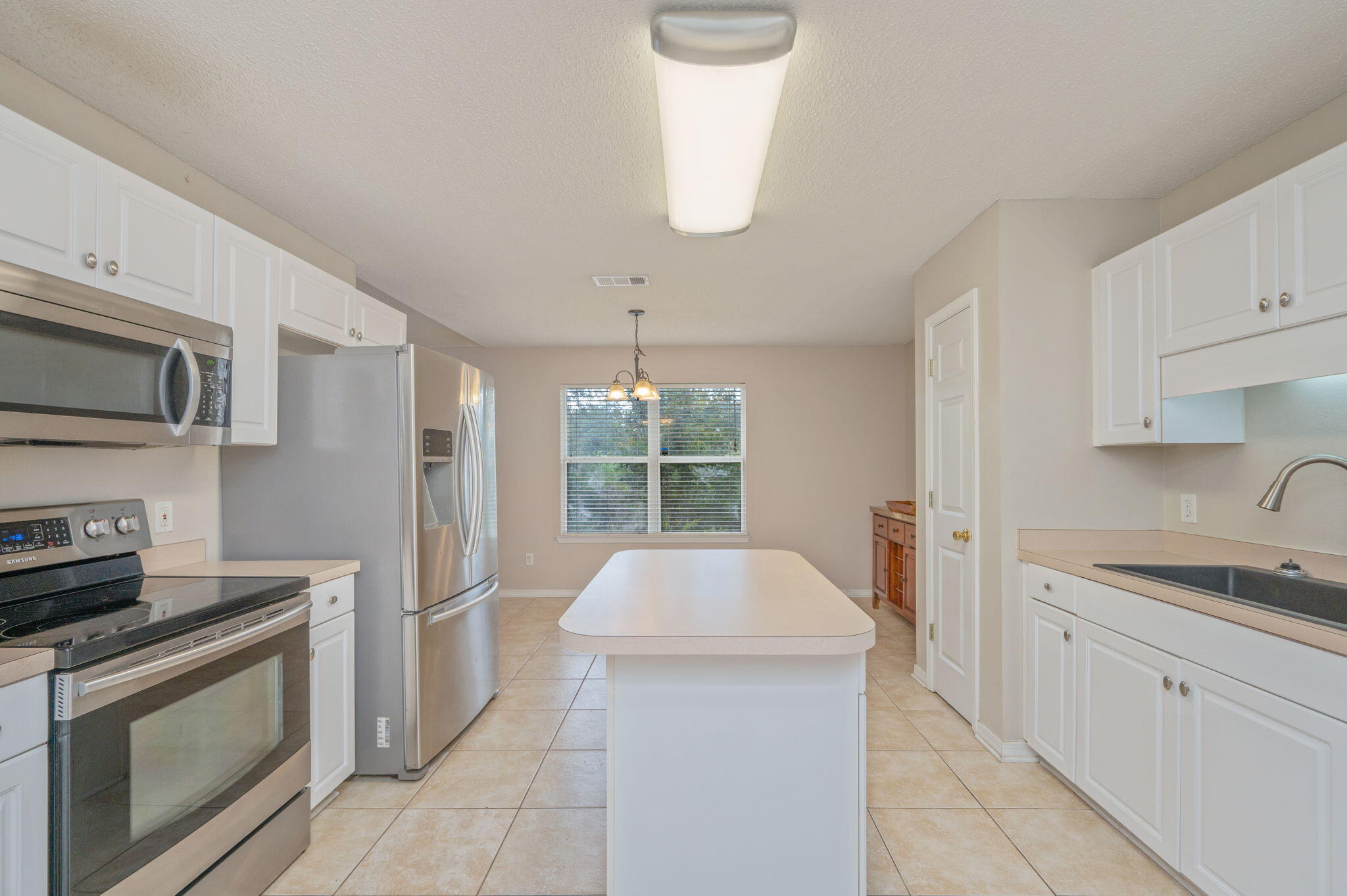 COUNTRYVIEW ESTATES - Residential