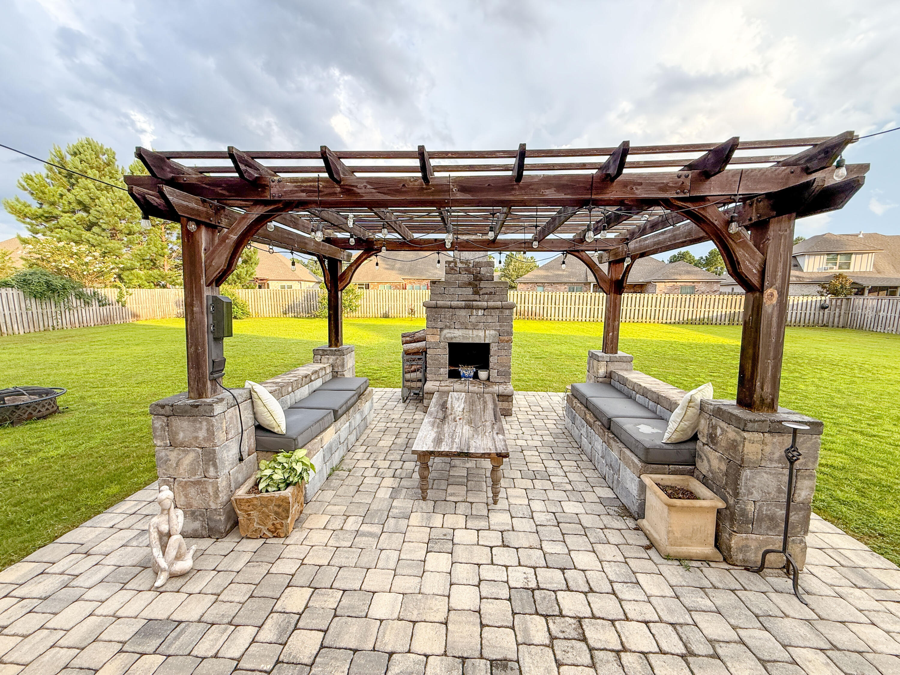 HAMMOCK BAY - Residential