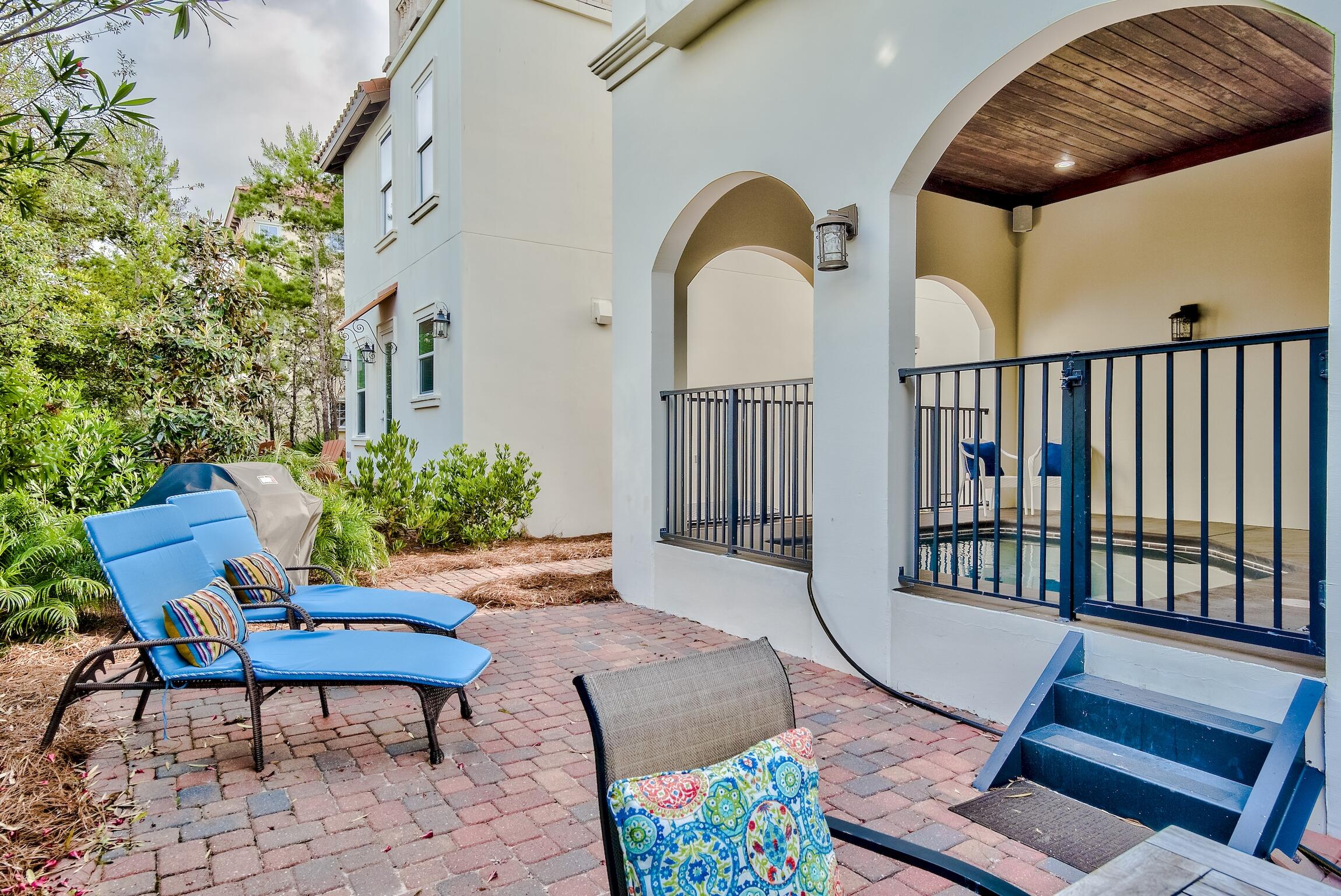 PALMEIRA VILLAS AT SEAGROVE BEACH - Residential