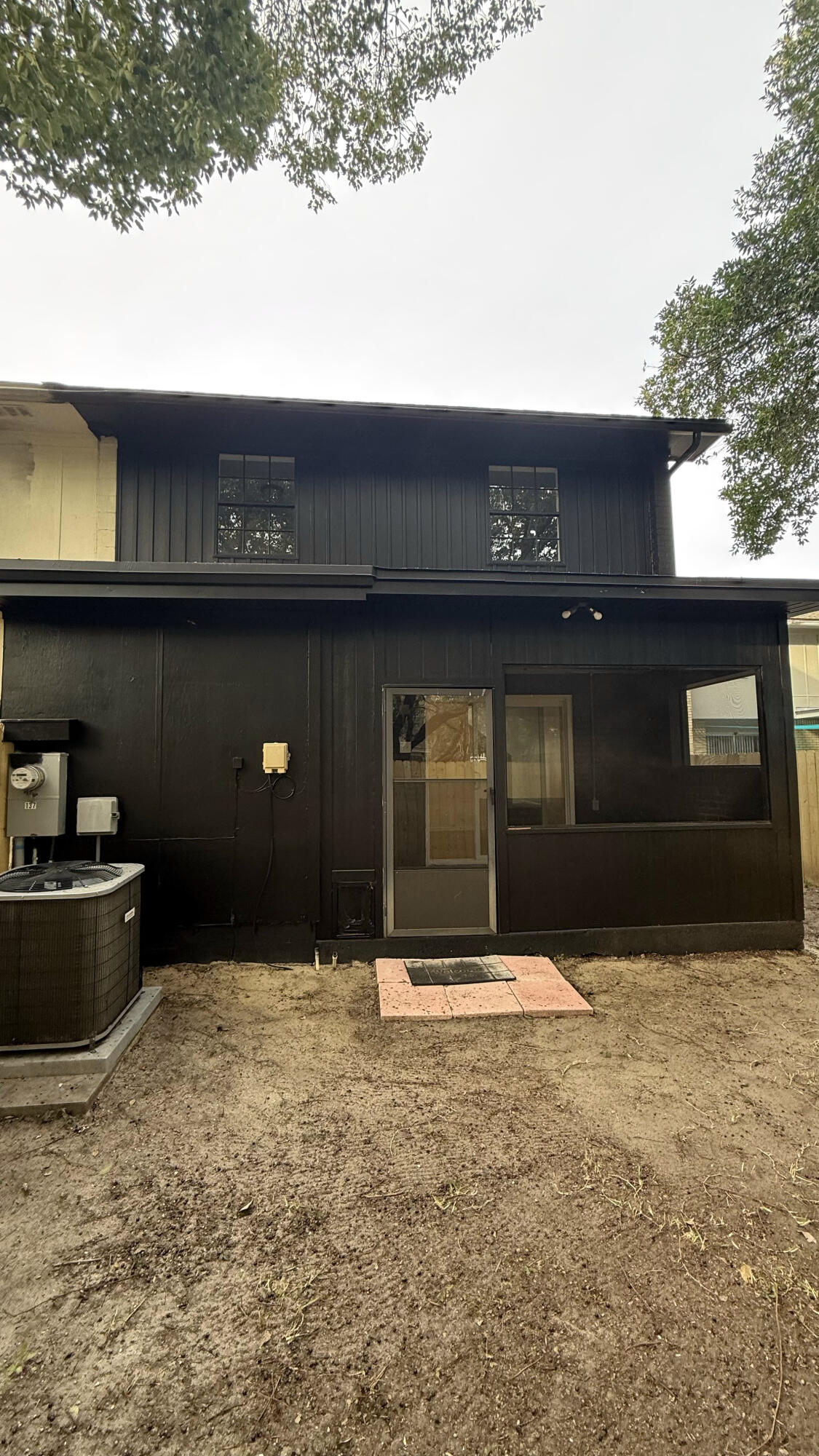 VALENCIA ARMS - Residential