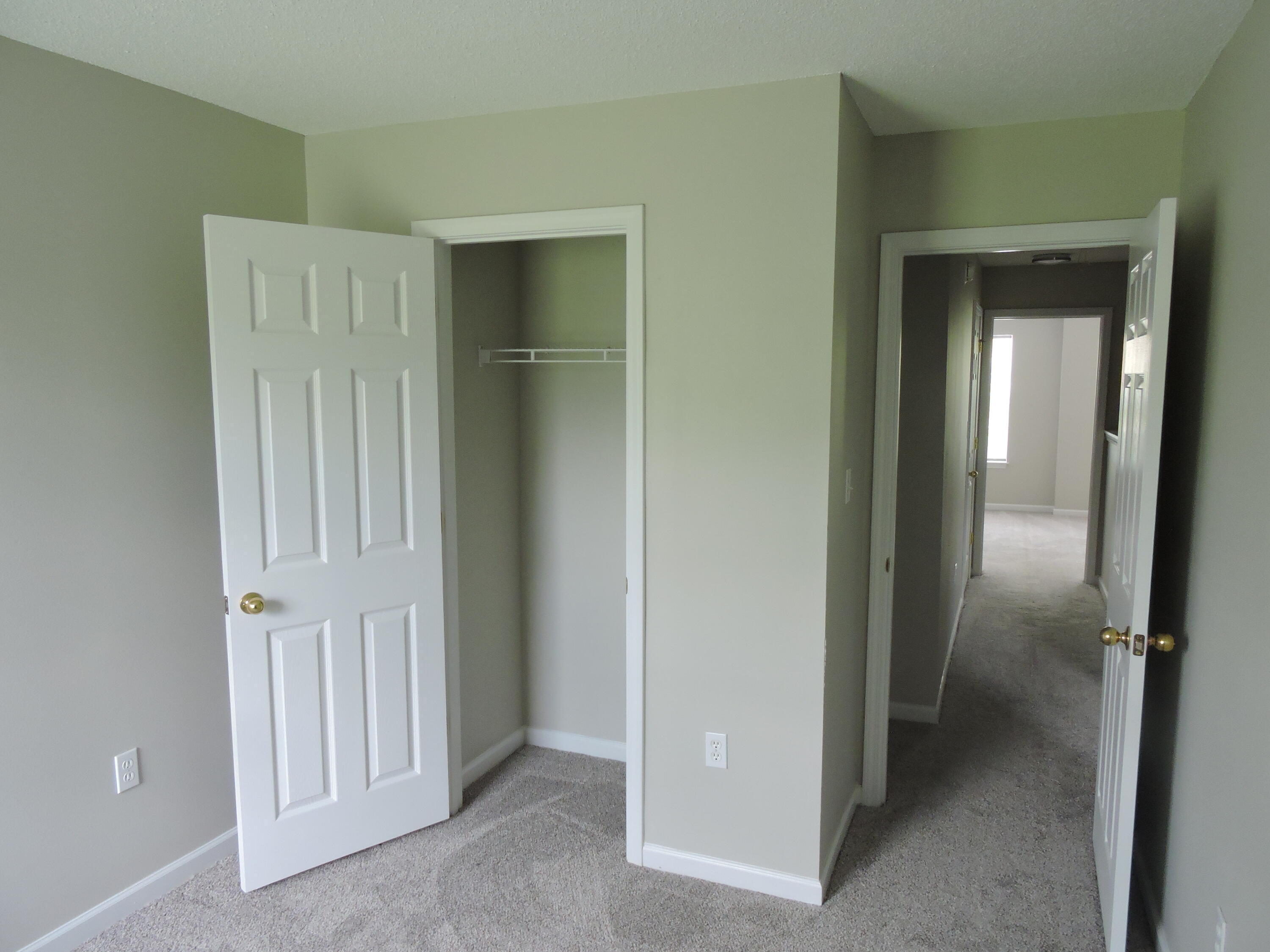 ROLLING PINES - Residential Lease