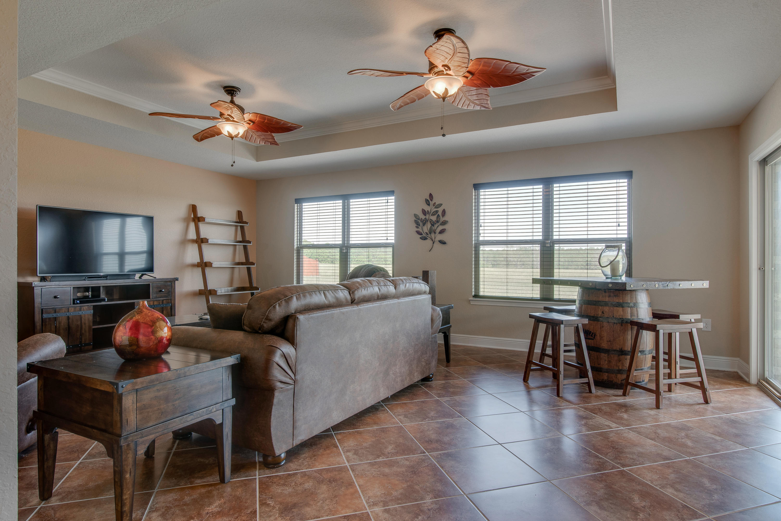 MOSSY OAKS - Residential
