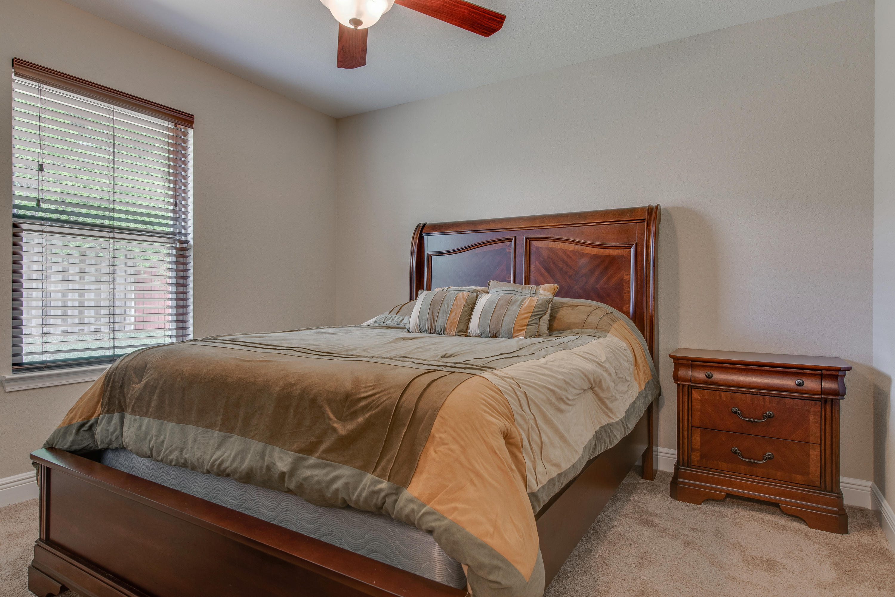 MOSSY OAKS - Residential