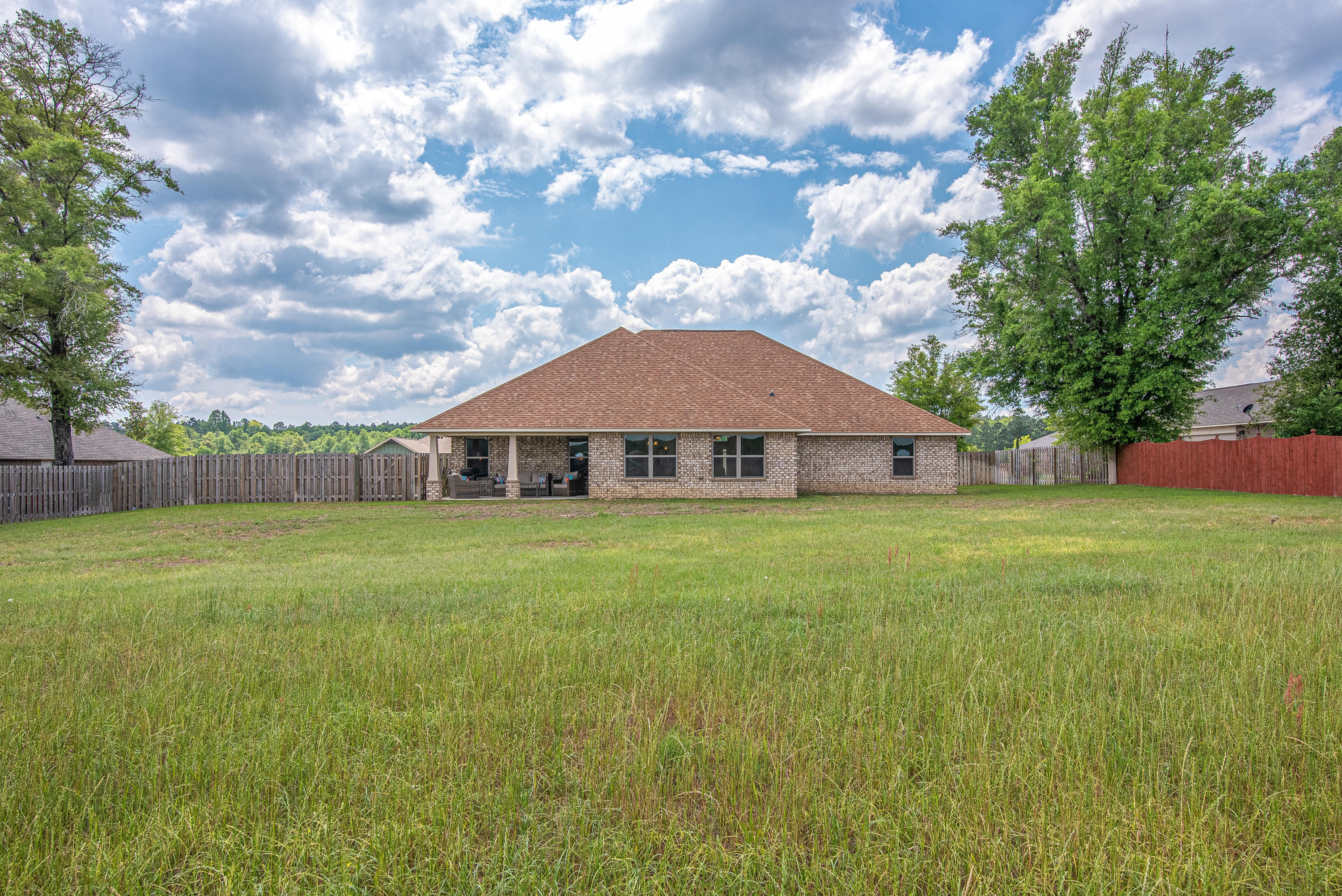 MOSSY OAKS - Residential
