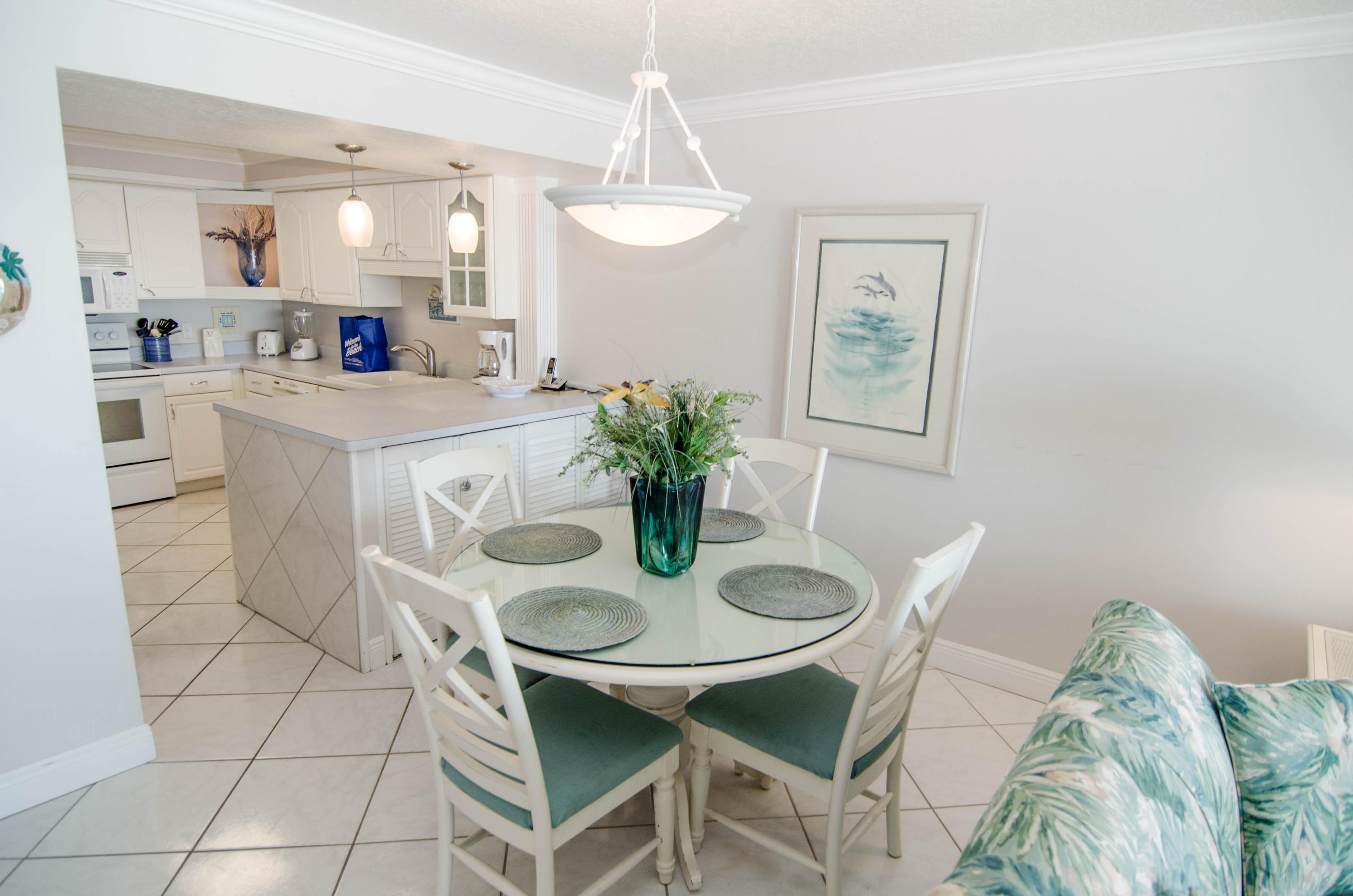 BEACH HOUSE CONDO PH 1 - Residential