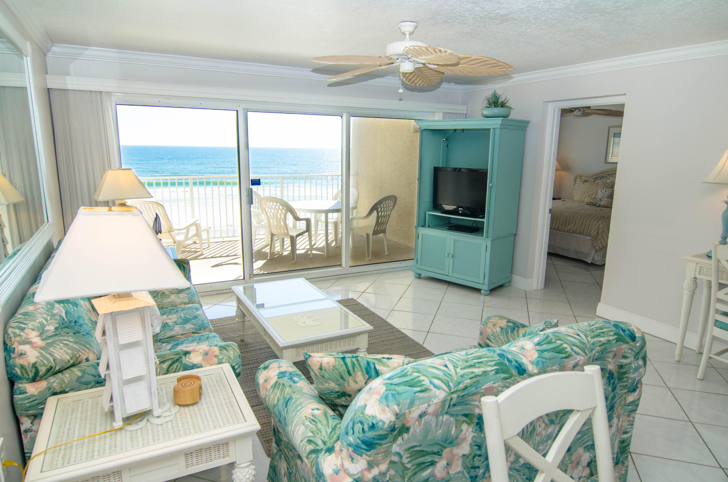 BEACH HOUSE CONDO PH 1 - Residential