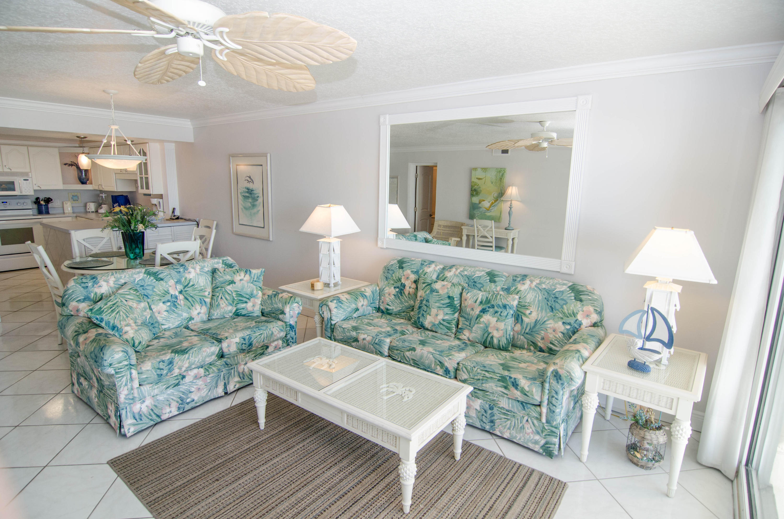 BEACH HOUSE CONDO PH 1 - Residential