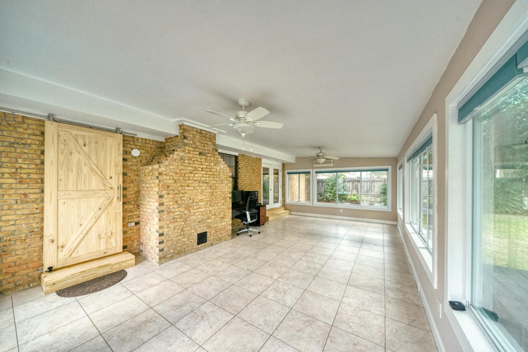 VALPARAISO PINECREST 5 - Residential