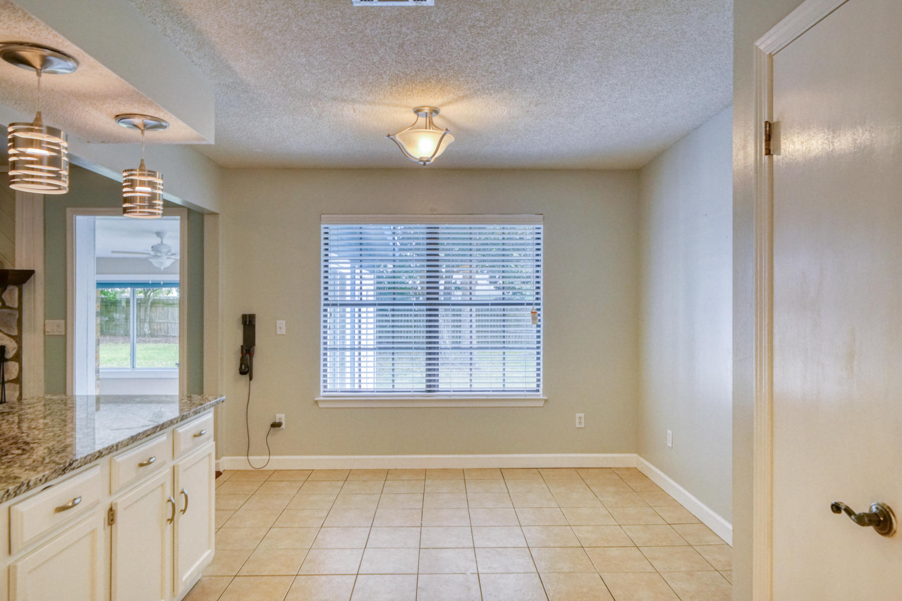 VALPARAISO PINECREST 5 - Residential