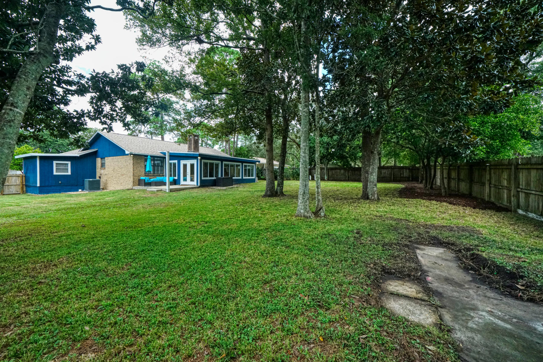 VALPARAISO PINECREST 5 - Residential