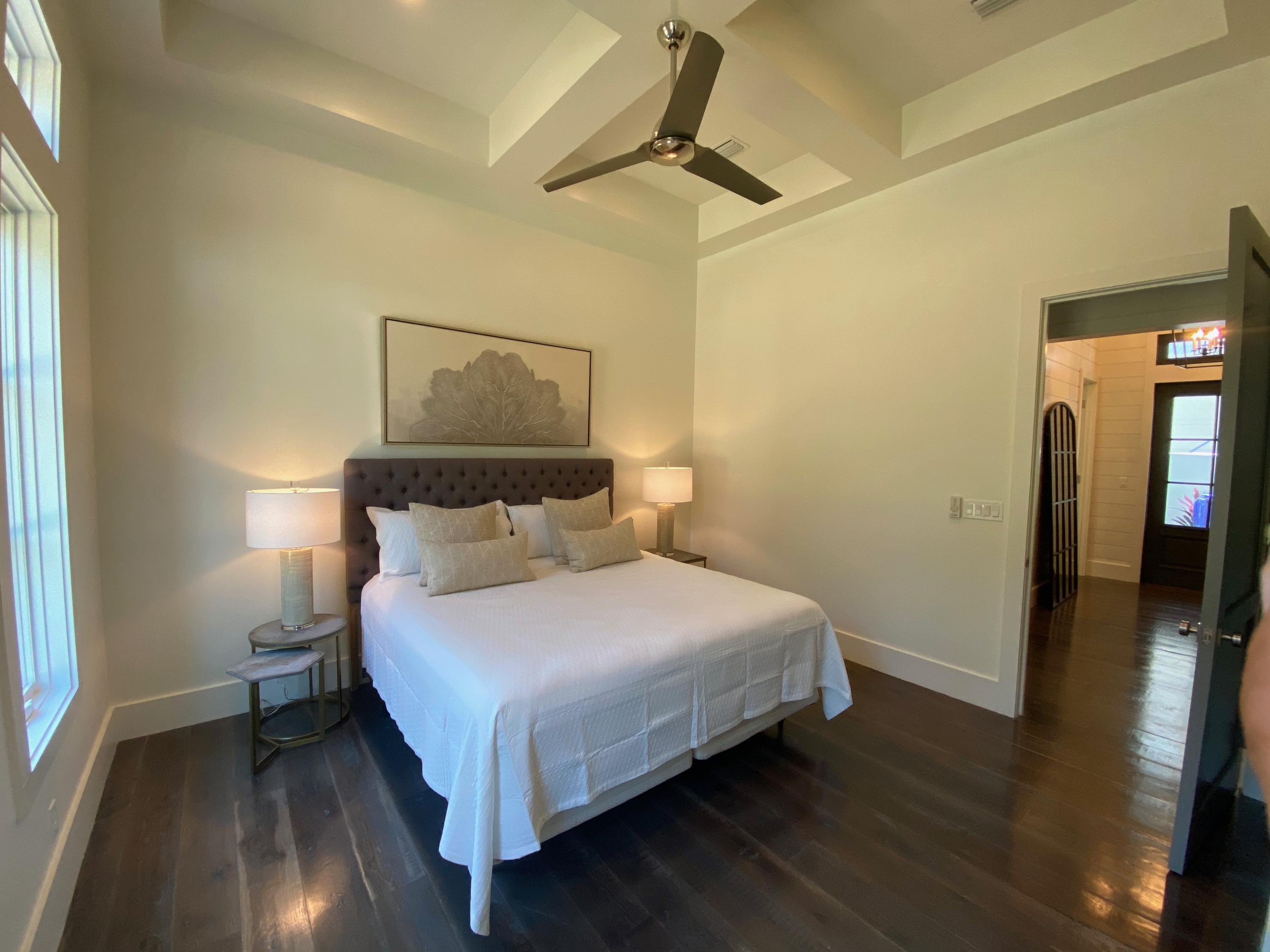 CHURCHILL OAKS - Residential