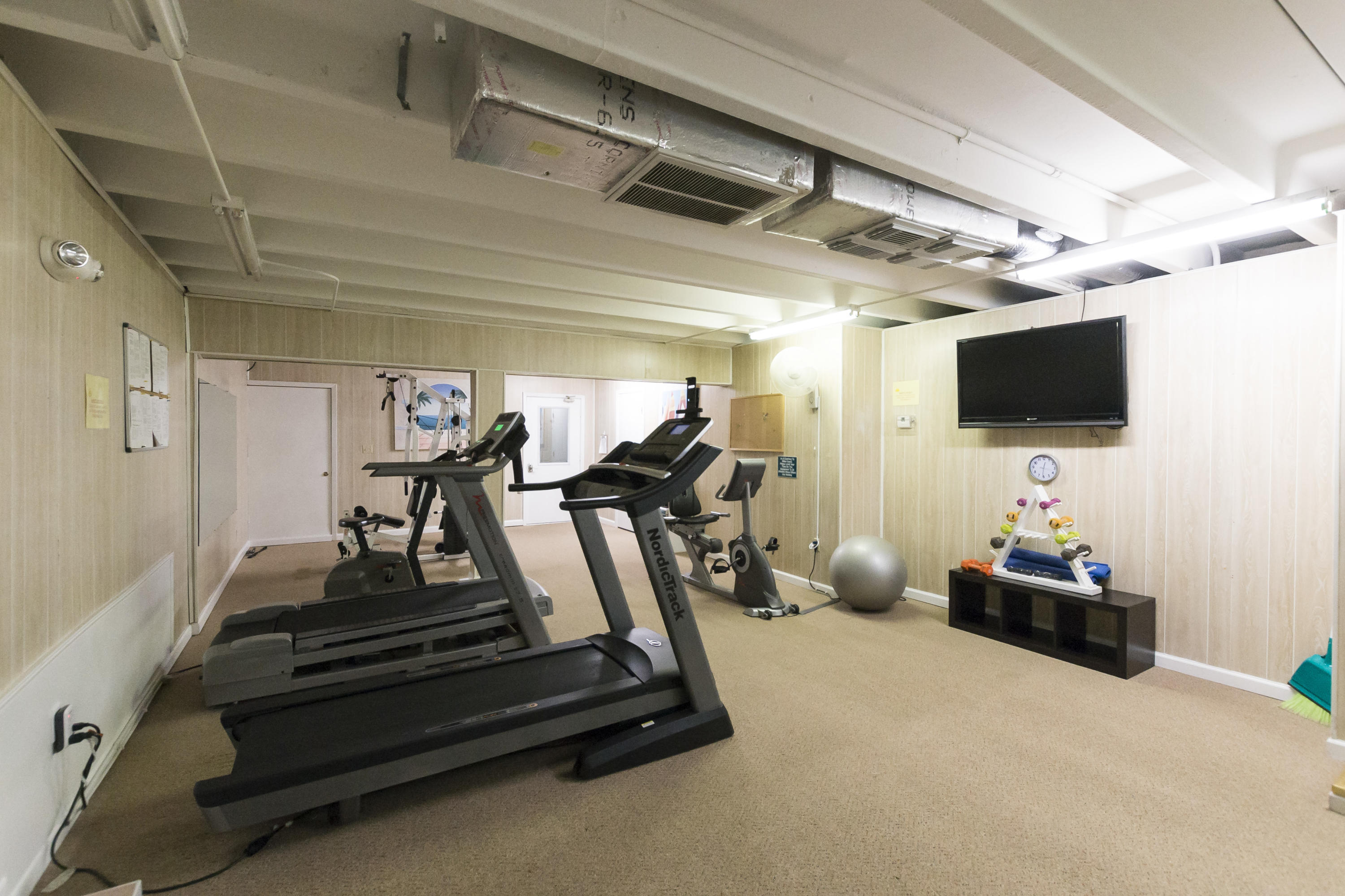 SEASPRAY CONDO - Residential