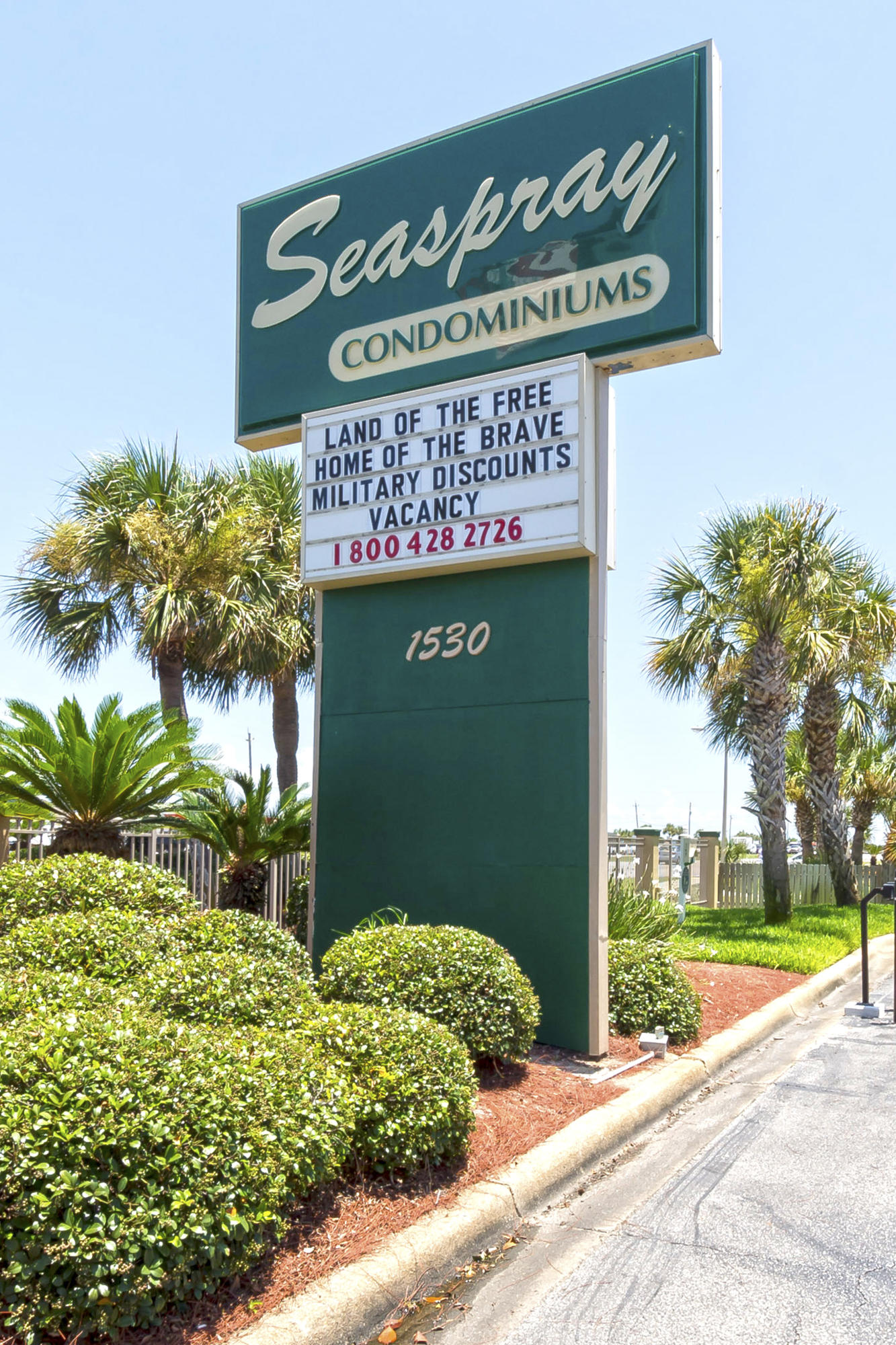 SEASPRAY CONDO - Residential