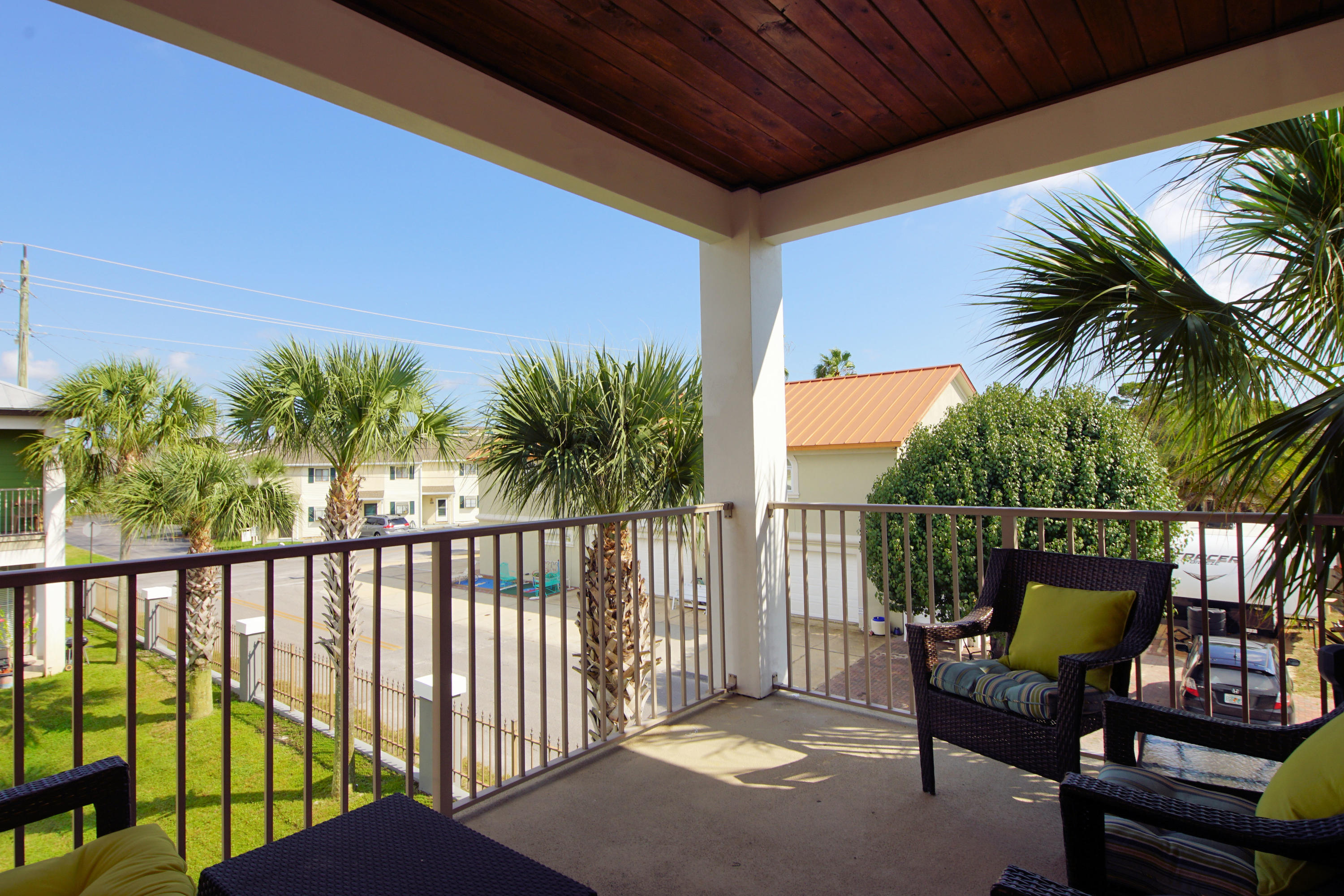 LEISURE BAY - Residential