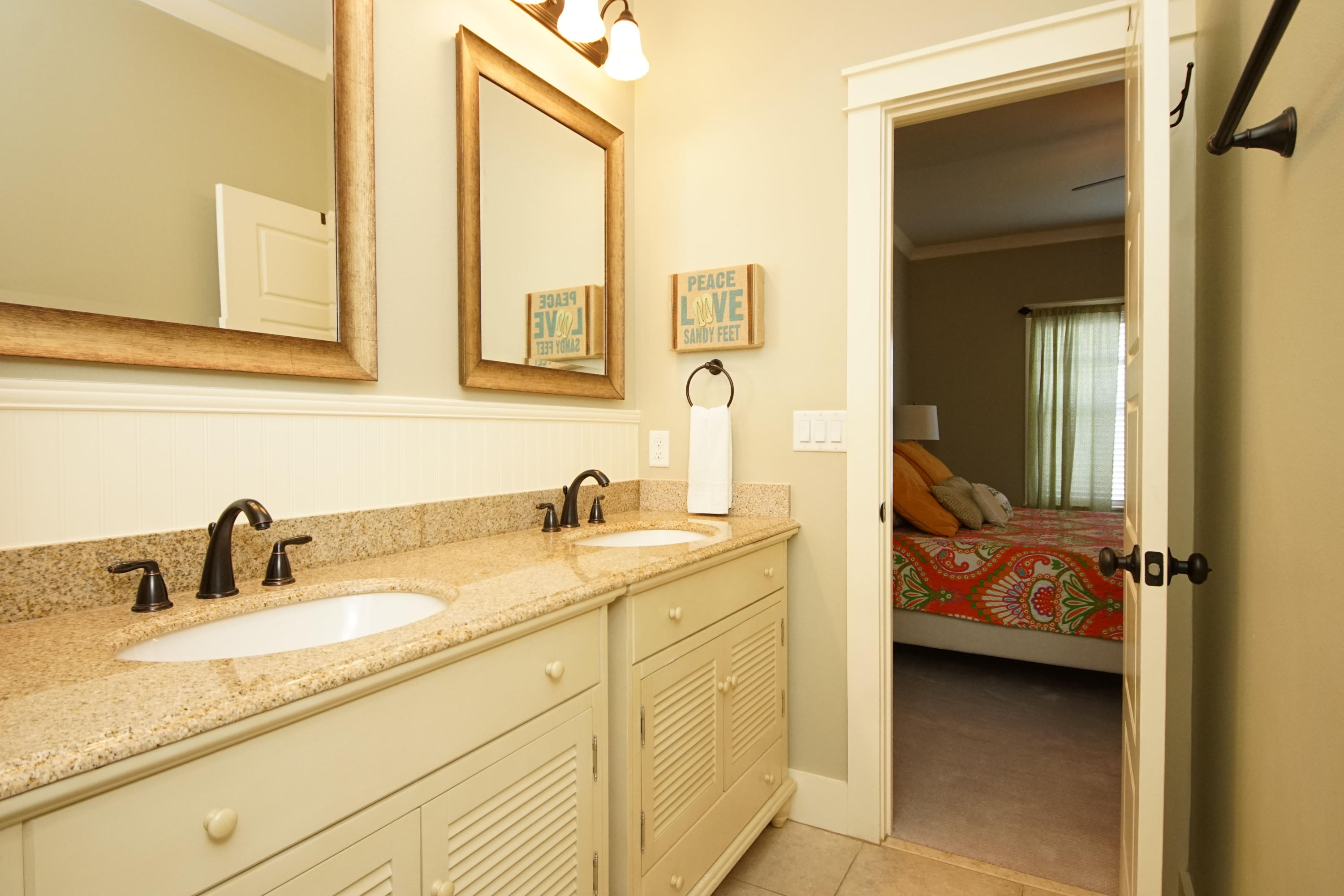 LEISURE BAY - Residential