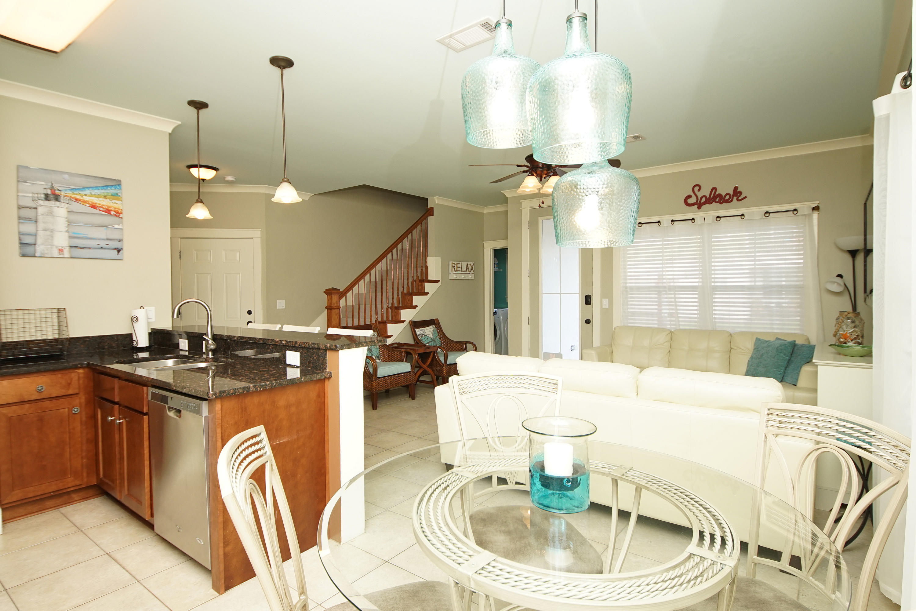 LEISURE BAY - Residential